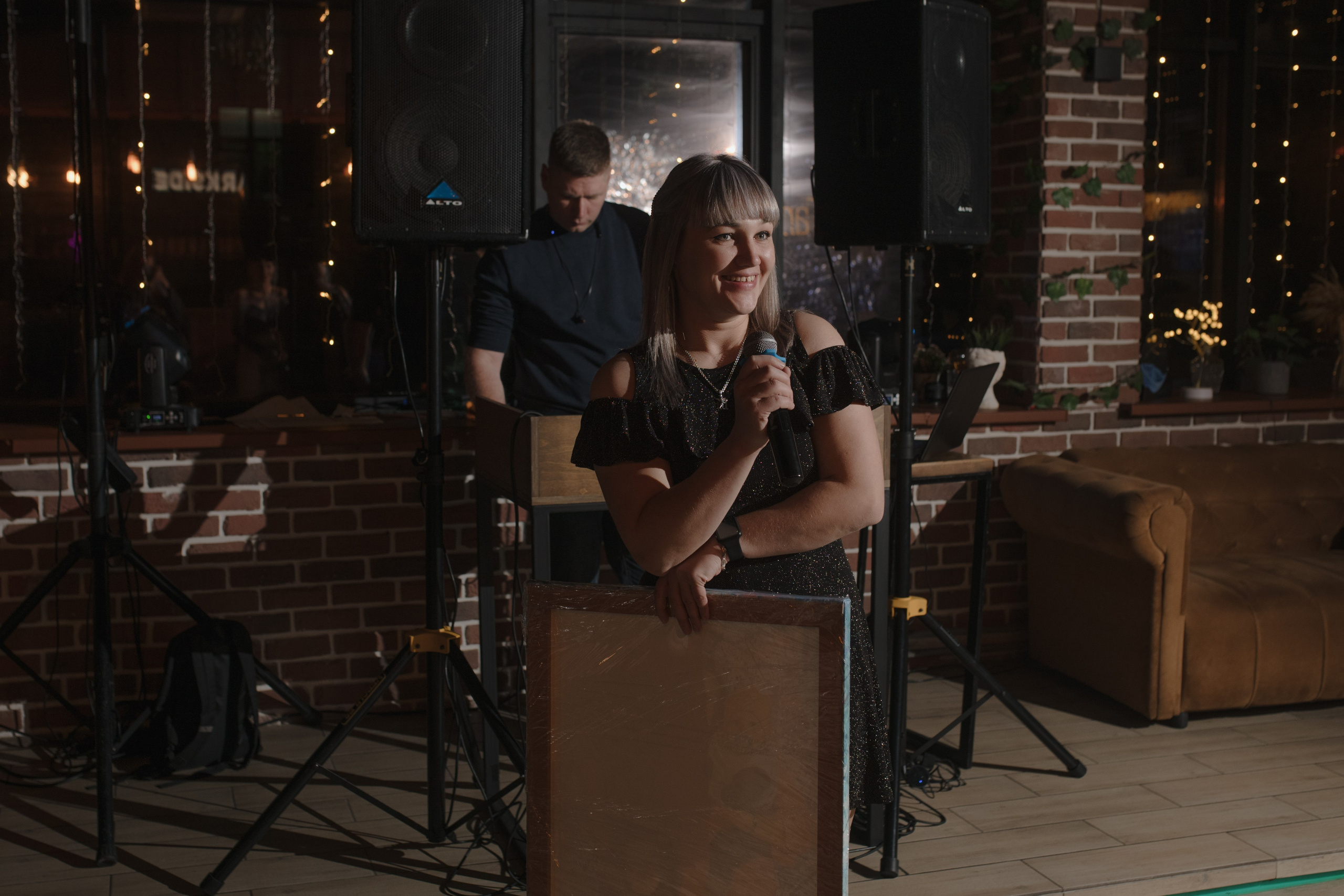 День рождения Томы — Let`s Talk Bar. Свадебный фотограф Екатеринбург/Челябинск — Любовь Волохова