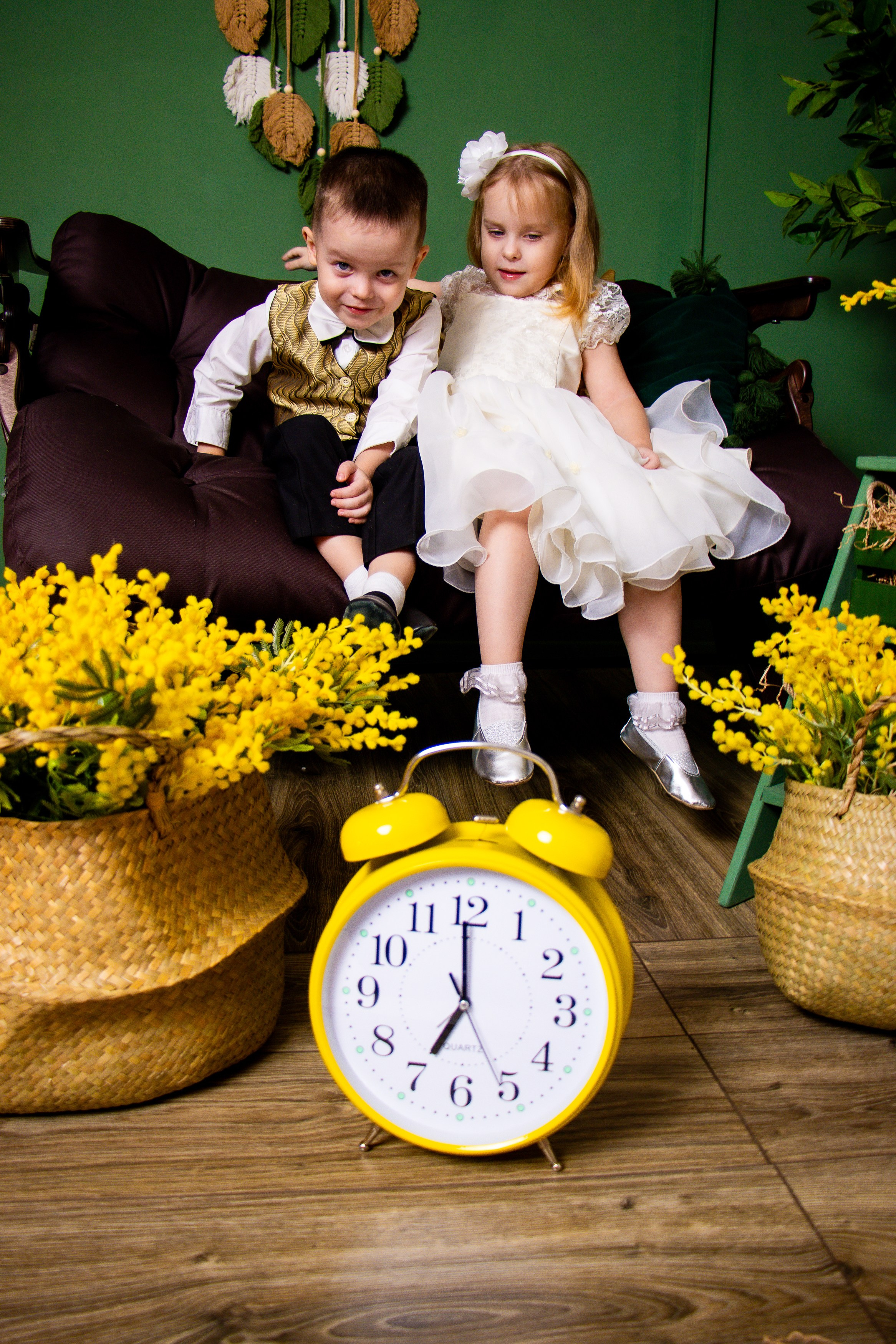 Семейная съемка с мимозой. Фотограф Татьяна Матрос