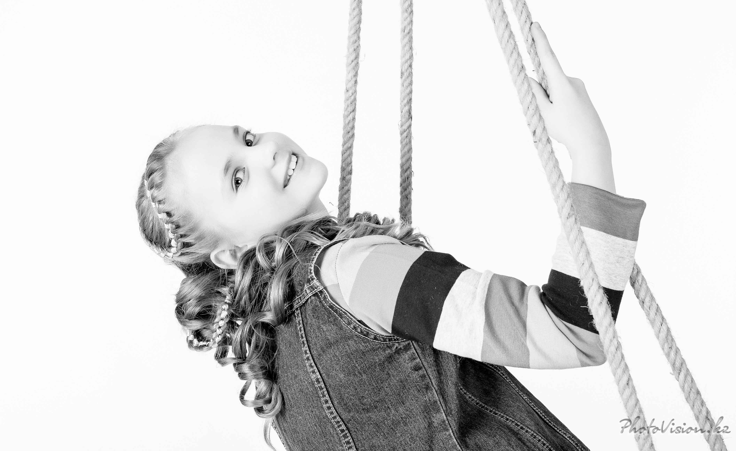 Детская фотосессия. Фотостудия Алматы. Фотосъемка Алматы. Фотосессия Алматы. Фотокурсы. Обучение фотографии. Аренда студии