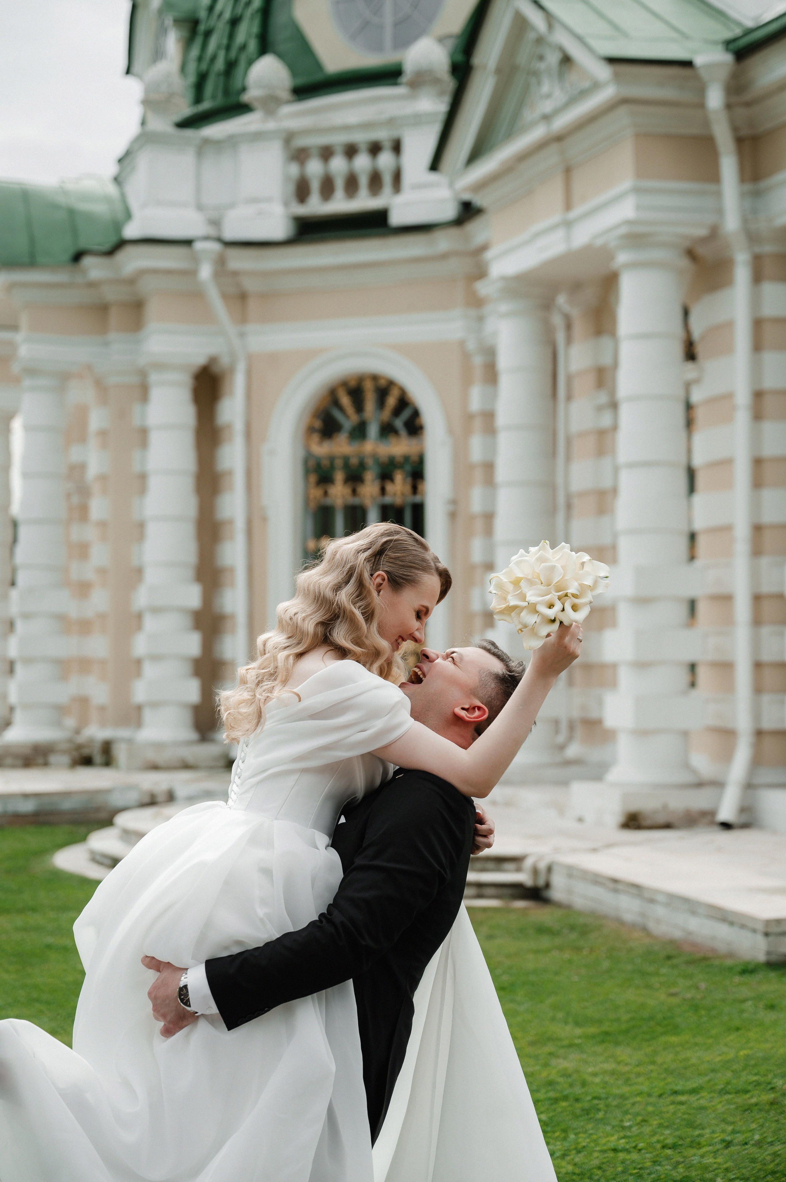 Илья и Ольга.Кусково. Свадебный фотограф Раменское-Москва