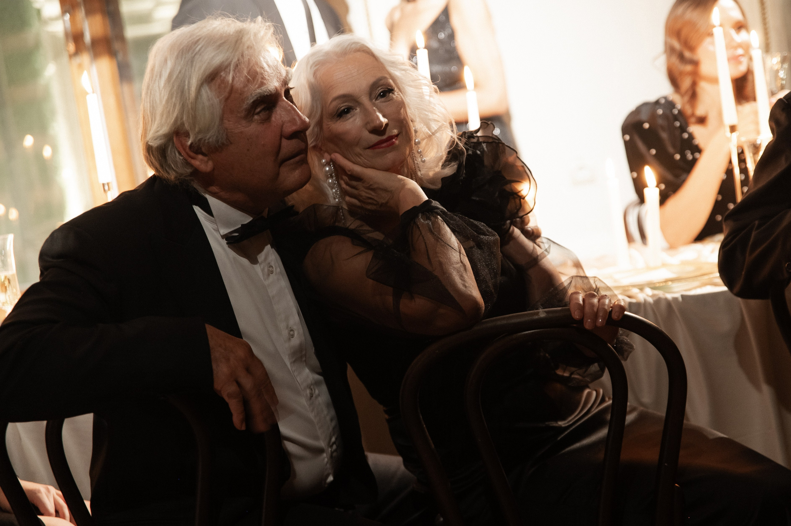 Камерный свадебный ужин при свечах в старинном особняке в фотостудии 21. Kult. Ярослава Ерина — свадебный фотограф в Москве