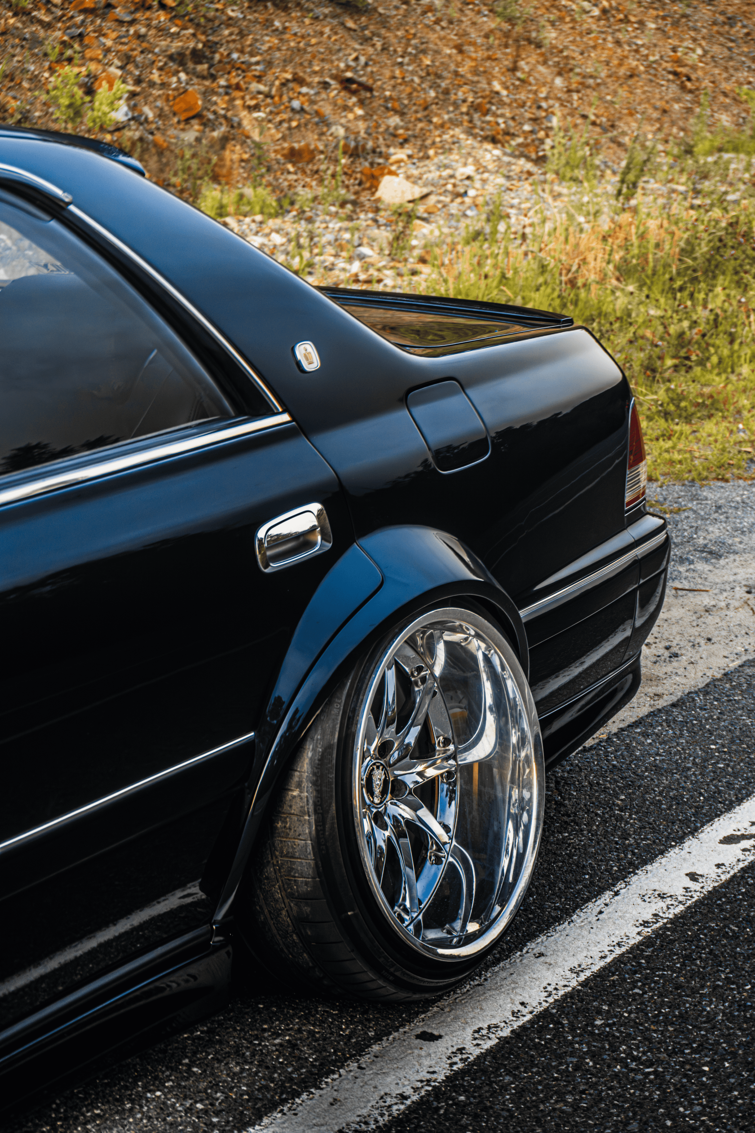 Toyota Crown S155: бриллиант в стенс-короне Владивостока