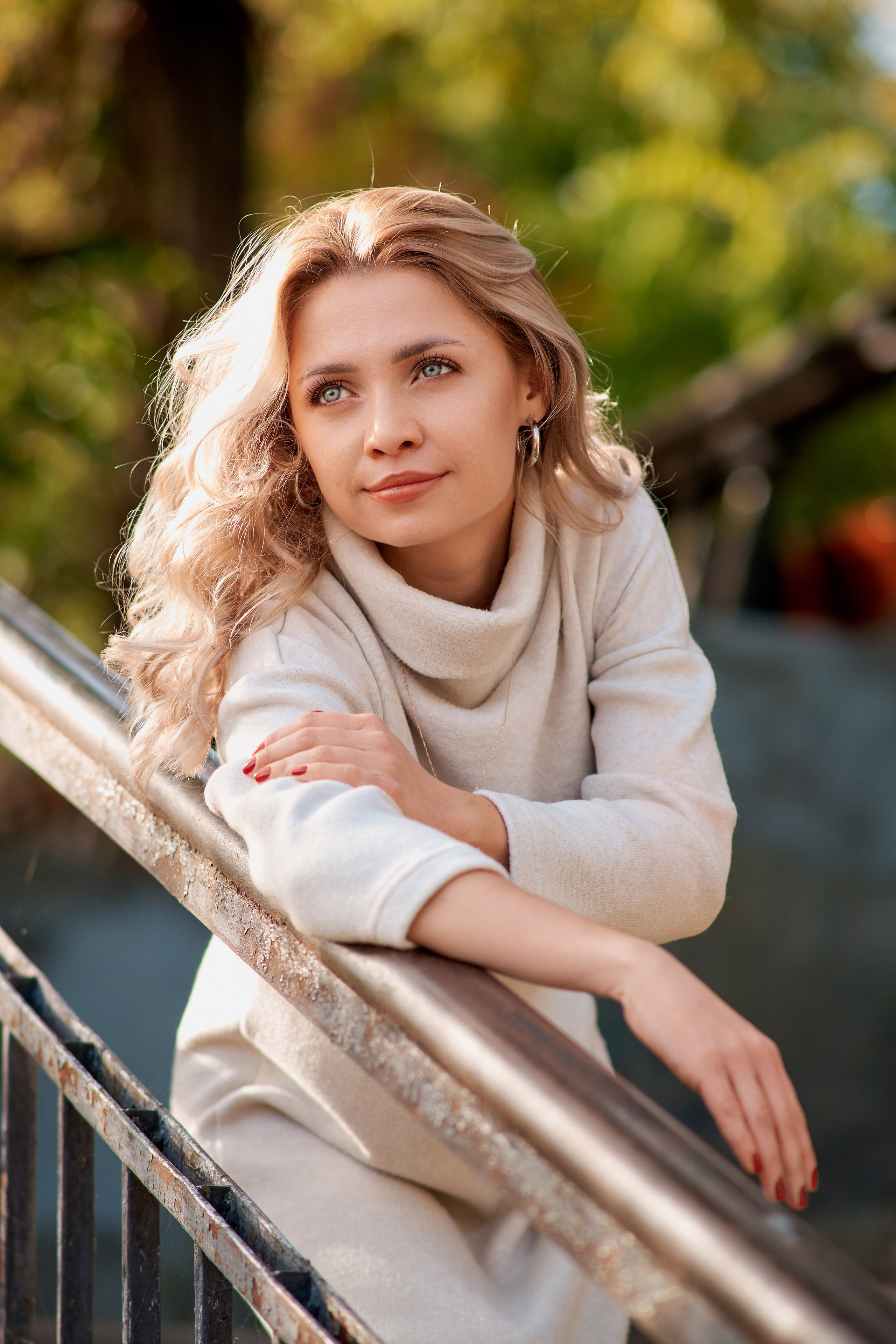 Осенняя прогулка мамы с сыном. Фотограф Таганрог Анна Трайжон