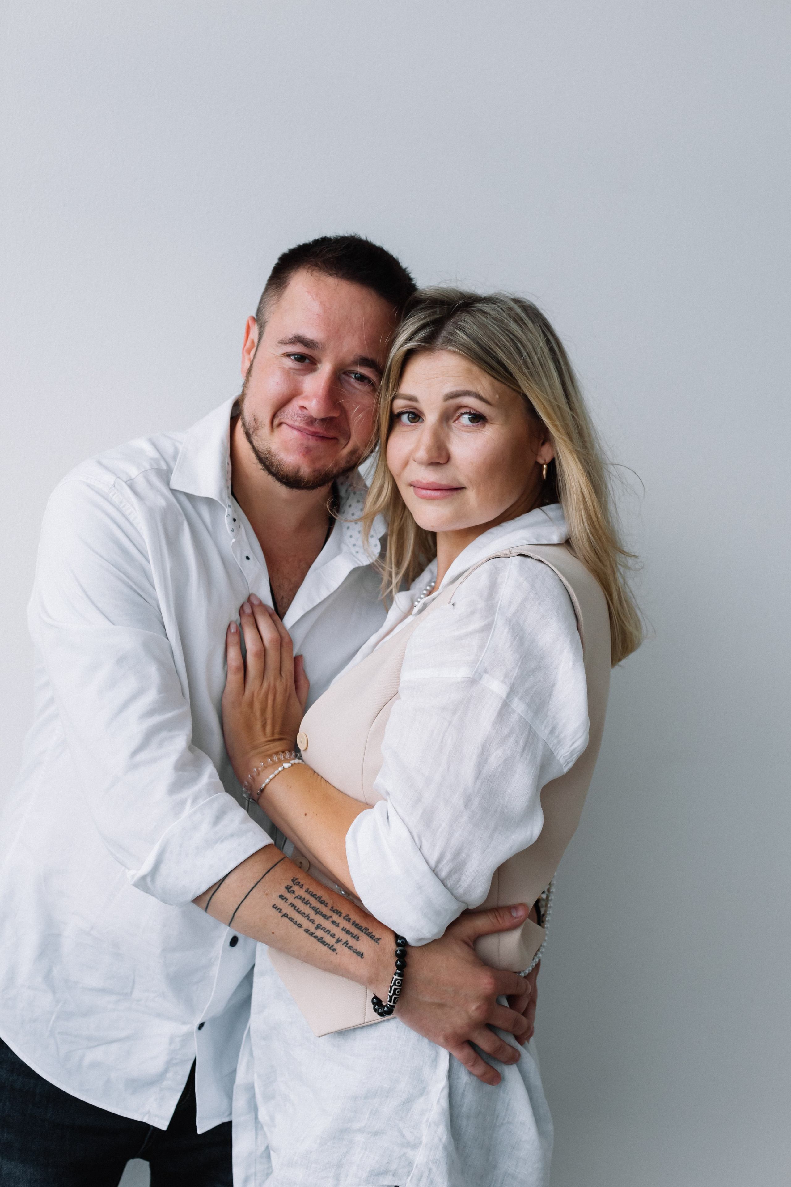 большая семья фотосессия новосибирск фотограф студия семейный детский позы для фотосессии 