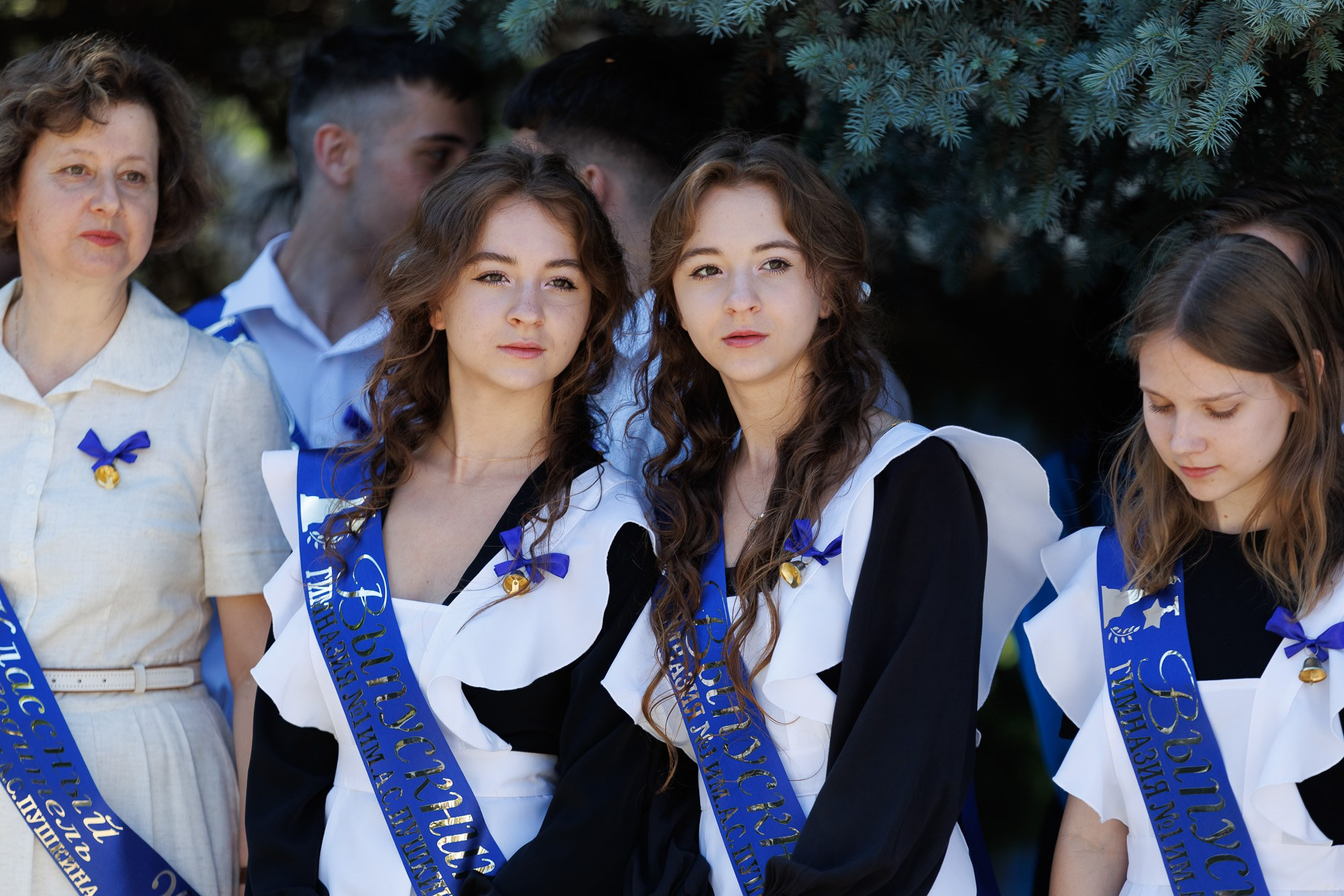 Последний звонок в Гимназии № 1, г. Севастополь. Свадебный фотограф, фотосъемка в Крыму, Севастополе, Симферополе, Ялте