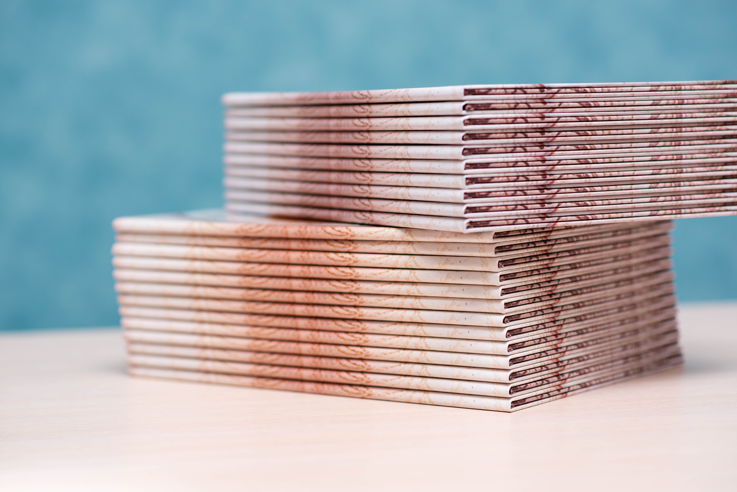 НШ Бежевый с цветами. Выпускные альбомы в Подольске Москве и МО