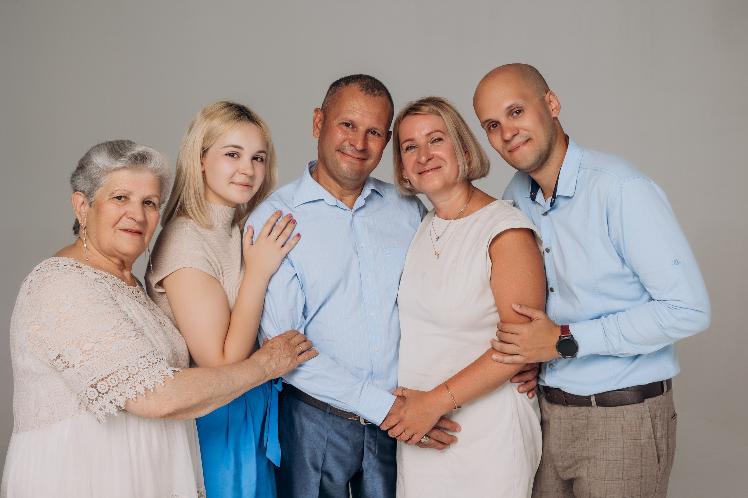 Анастасия и семья. Фотостудия Нюд. Фотограф в Калининграде свадебная фотография, репортажная, фотосессии