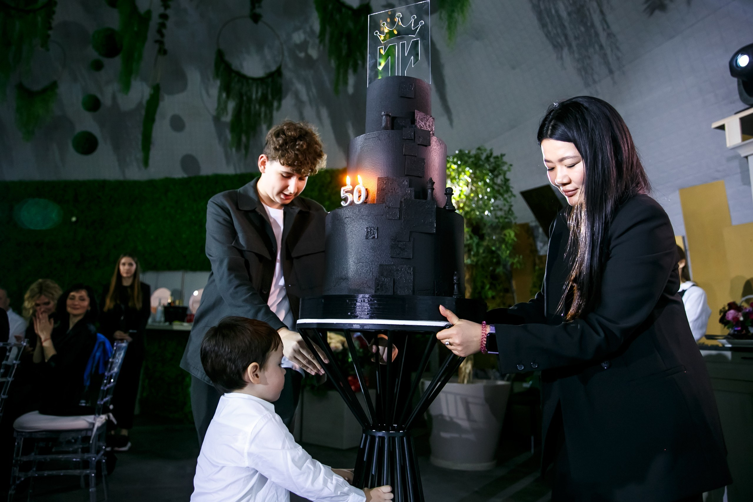 Ход Короля. Свадебное фото и видео в Ростове-на-Дону, Краснодаре, Москве и Крыму