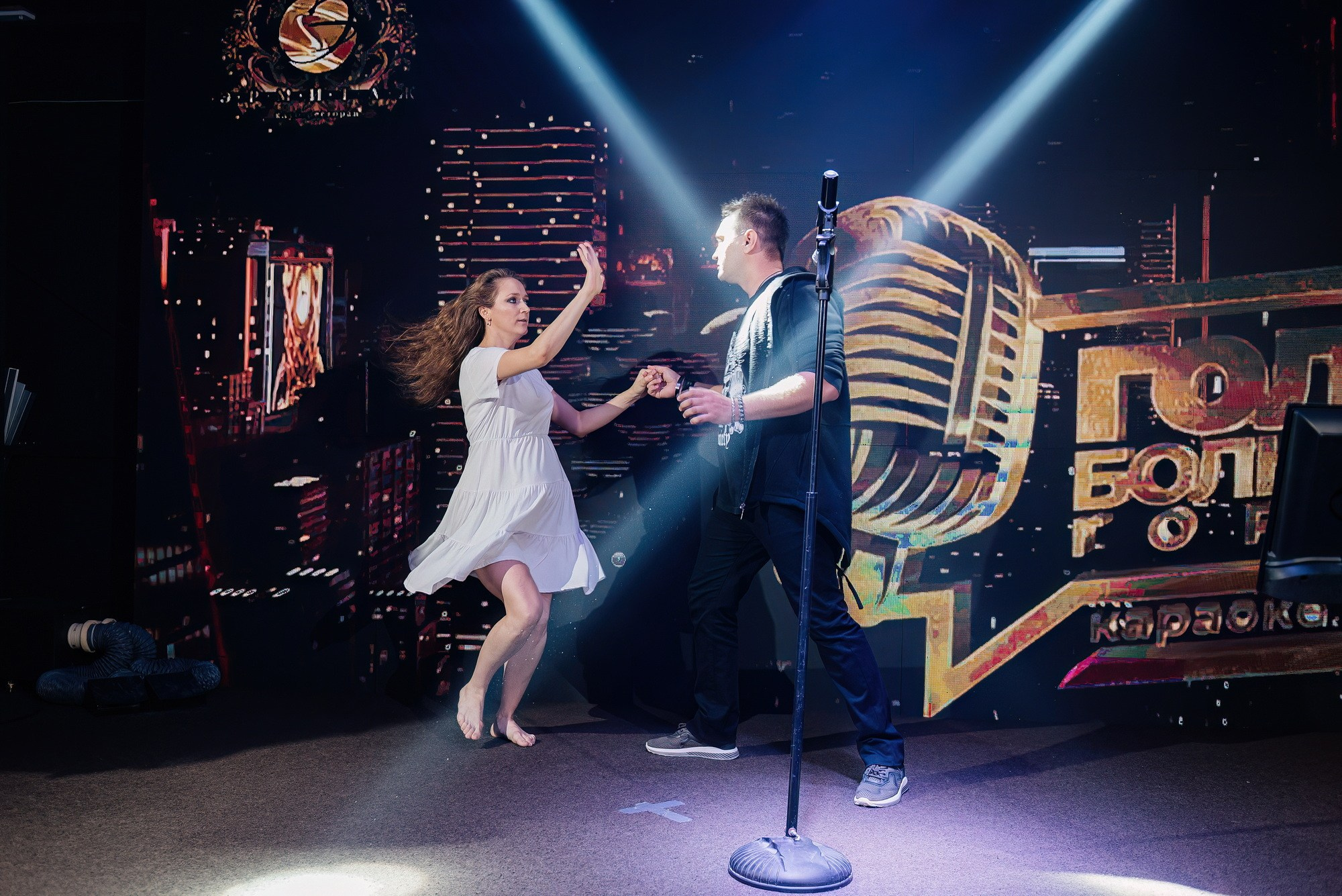 Караоке-проект «Голос большого города». Свадебный и репортажный фотограф Никита Сницарев в Барнауле