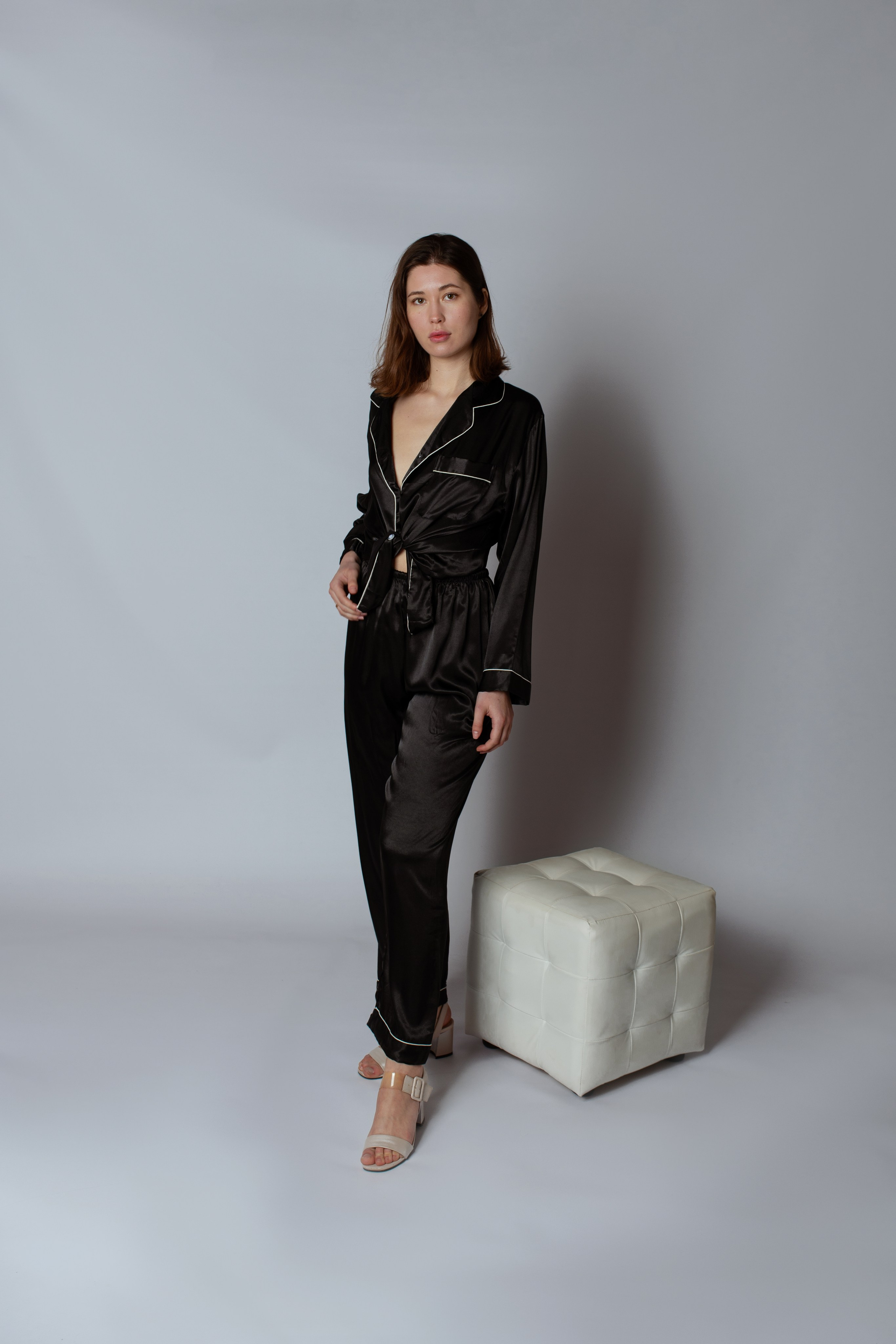 Пижама из шелка для фотосессии напрокат в Севастополе