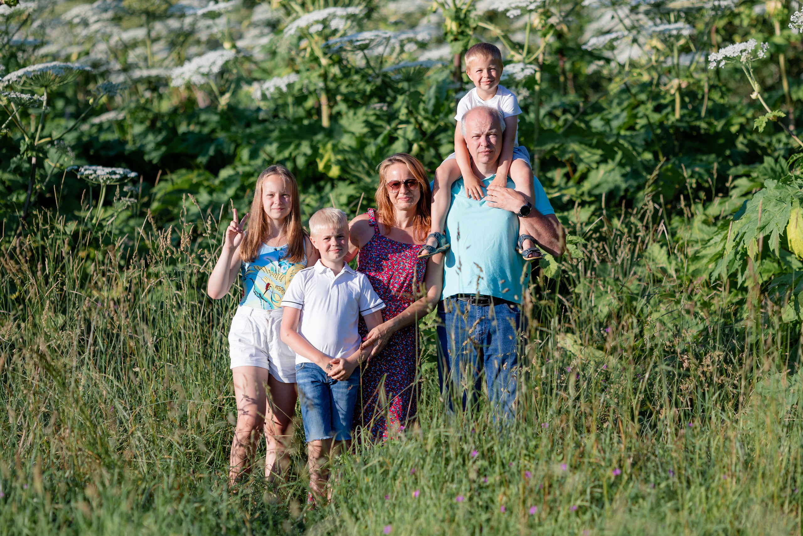 Семейная фотосессия на закате. Ирина Носова - семейный и детский фотограф