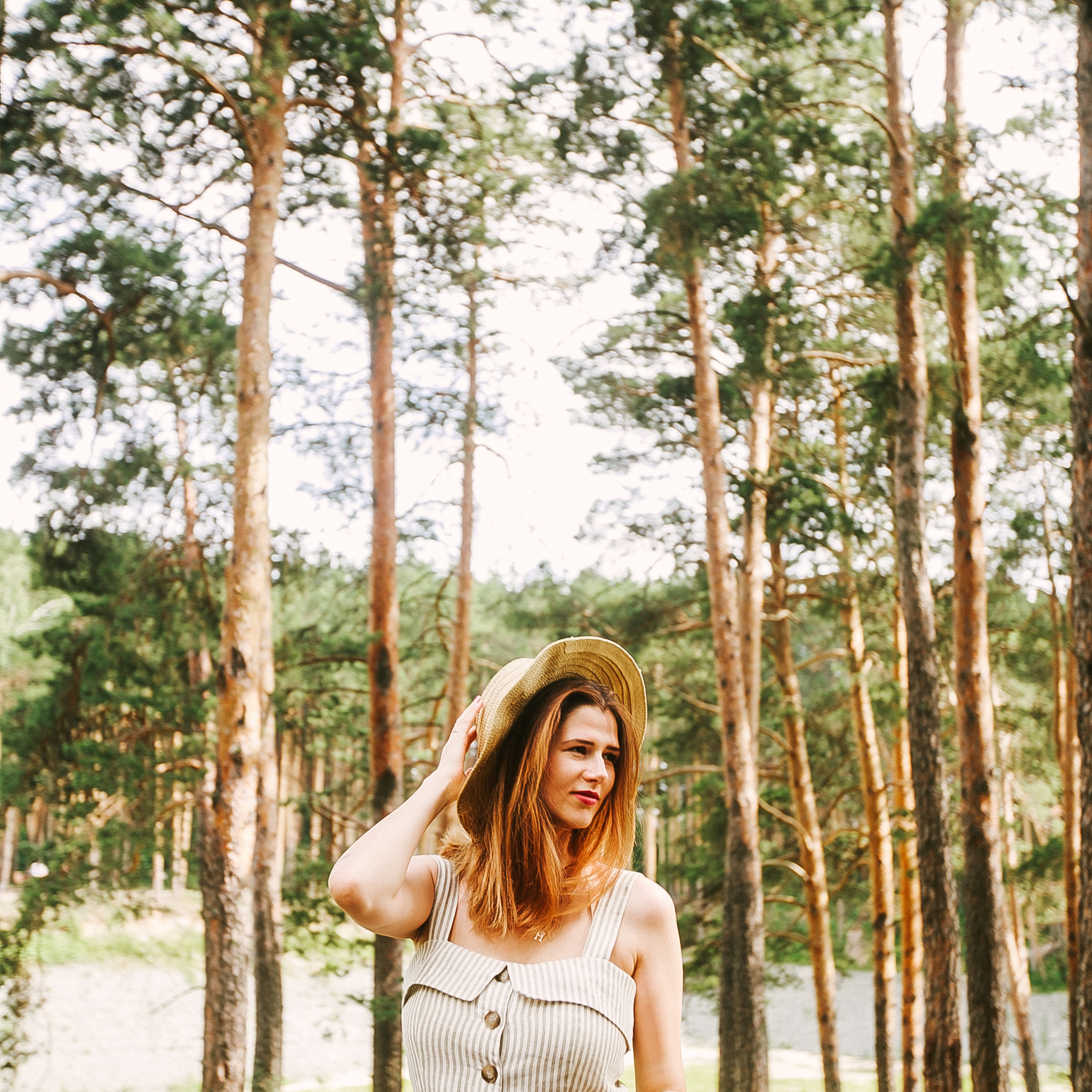 Дёма и родители. Прогулка по Гилевской роще. Фотограф Полина Егорова город Тюмень