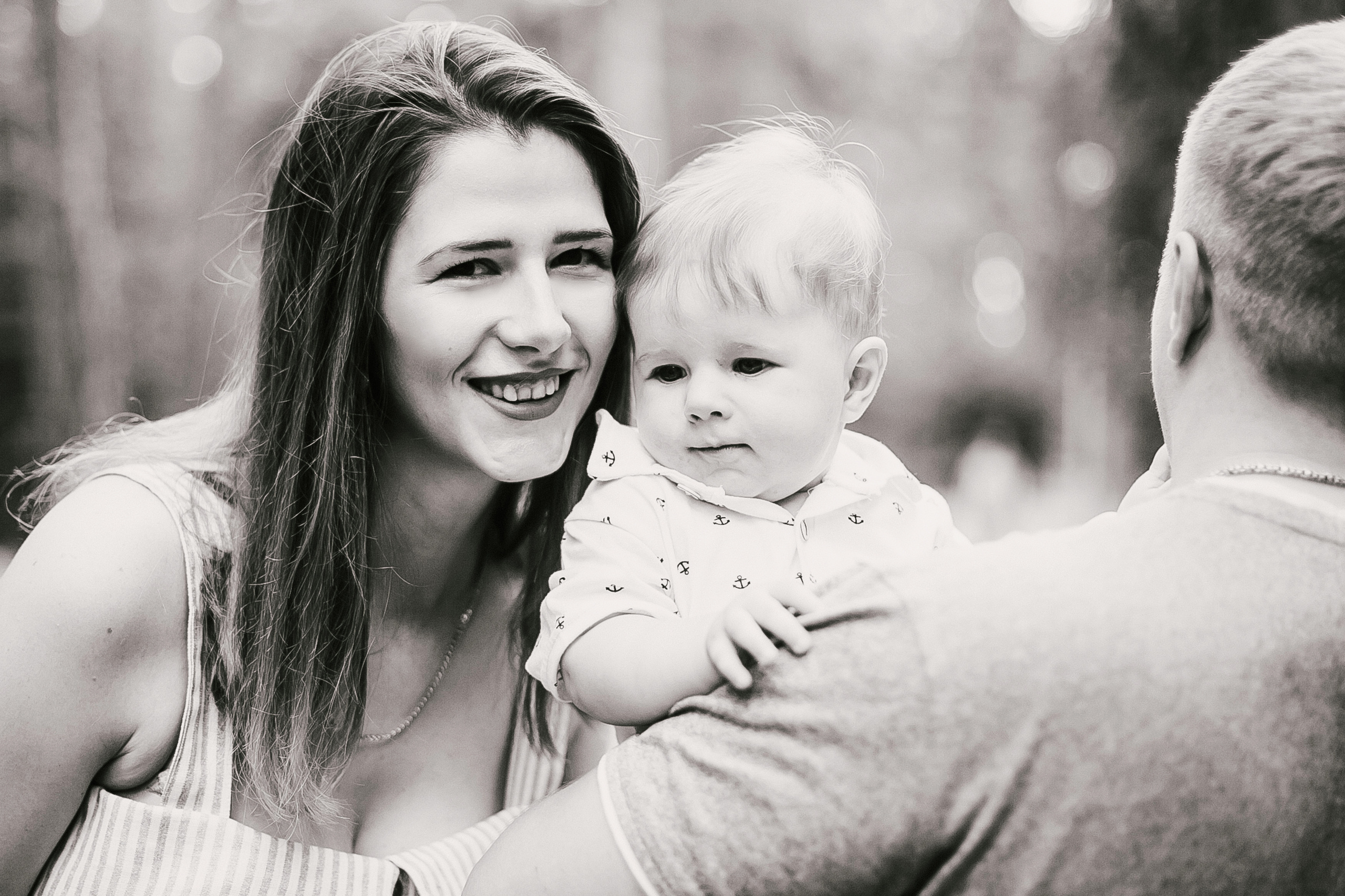 Дёма и родители. Прогулка по Гилевской роще. Фотограф Полина Егорова город Тюмень