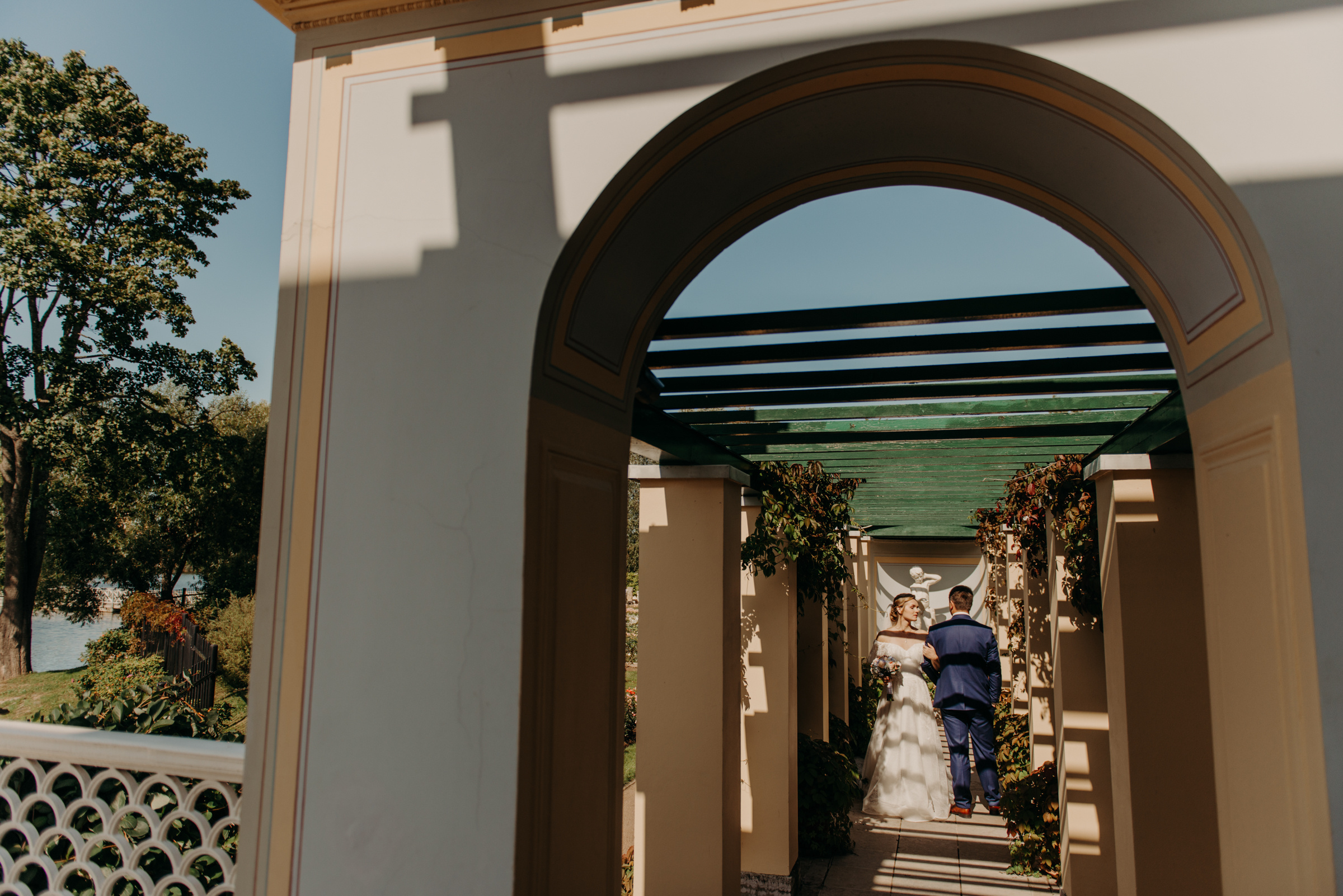 свадебная фотосессия в Царицыном павильоне