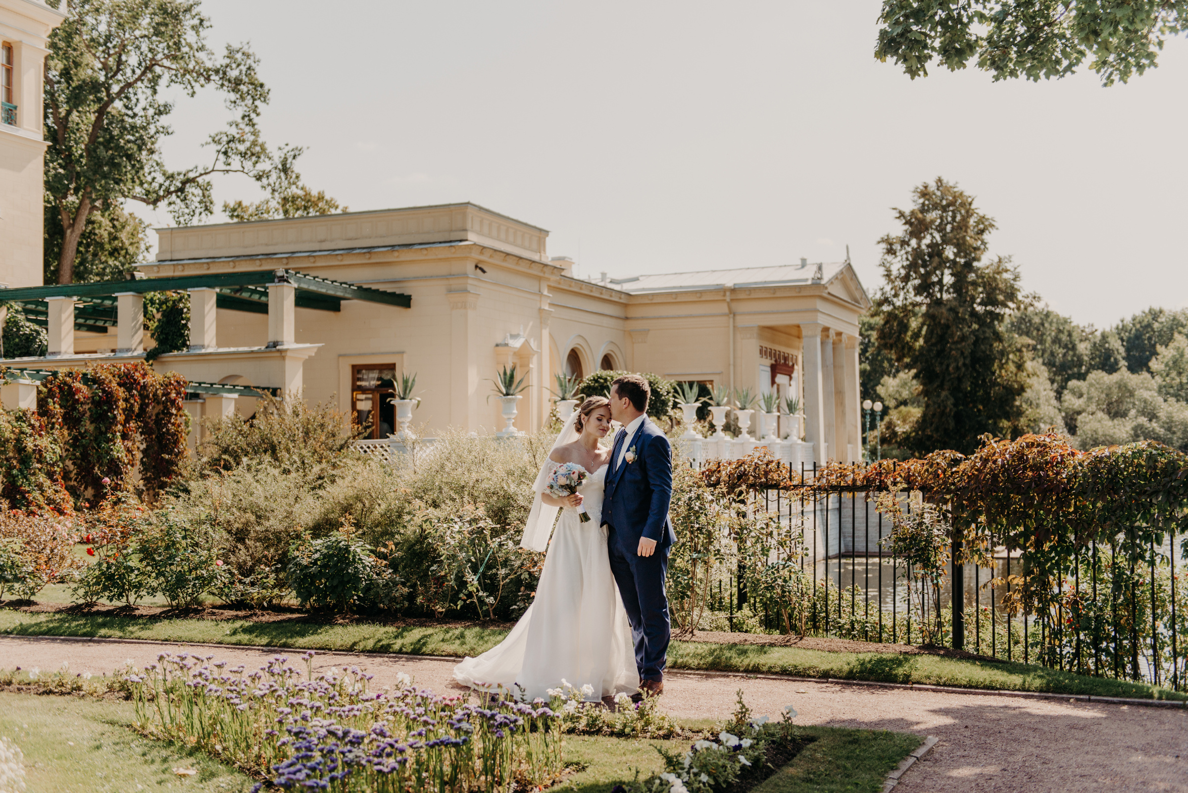 свадебная фотосессия в Царицыном павильоне