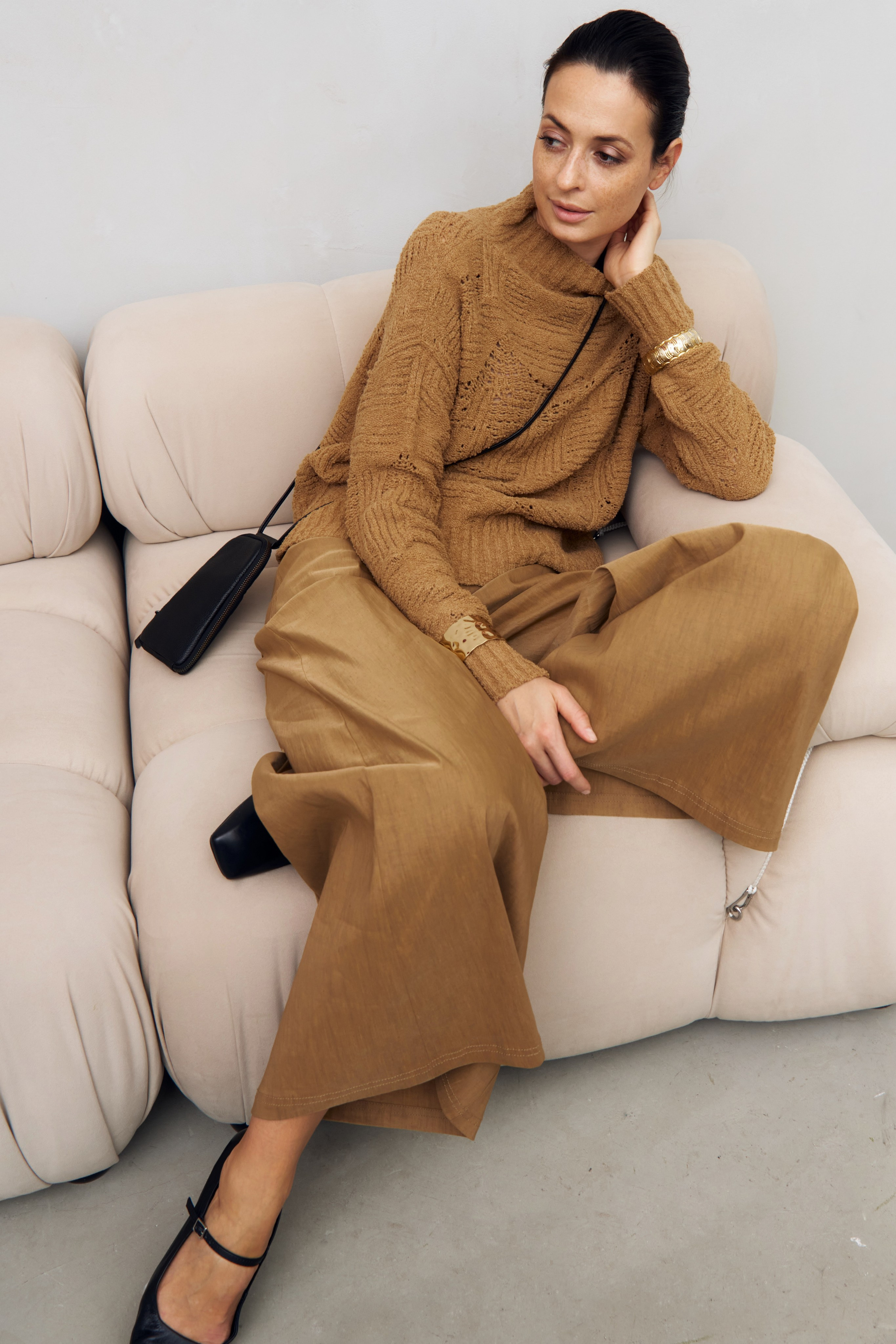 COLETTE ADONY. Главная