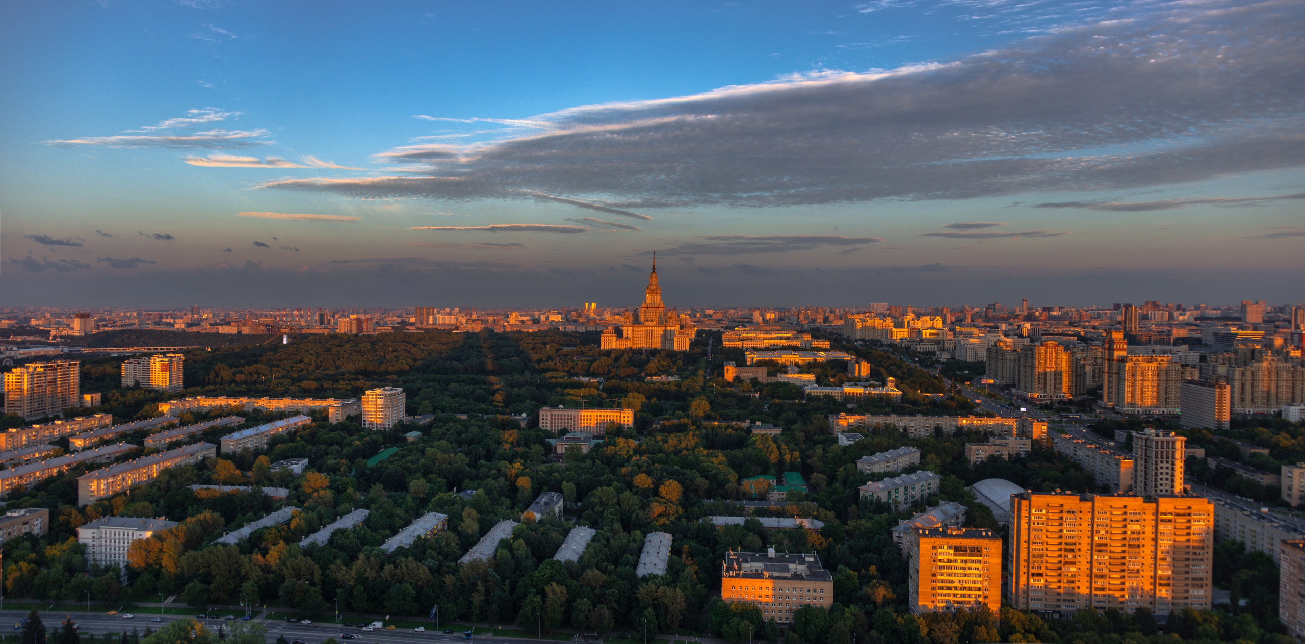 Просто на крышу. Фотограф Лара Кучина