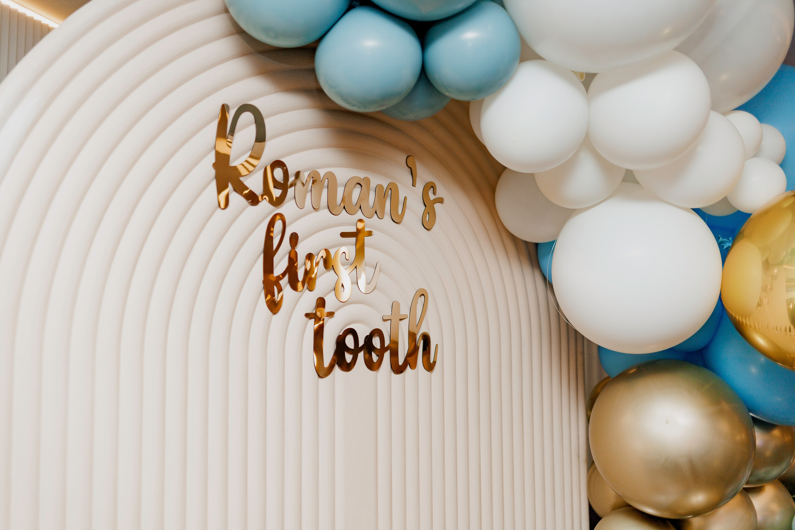 Первый зубик. Фотограф в Петербурге