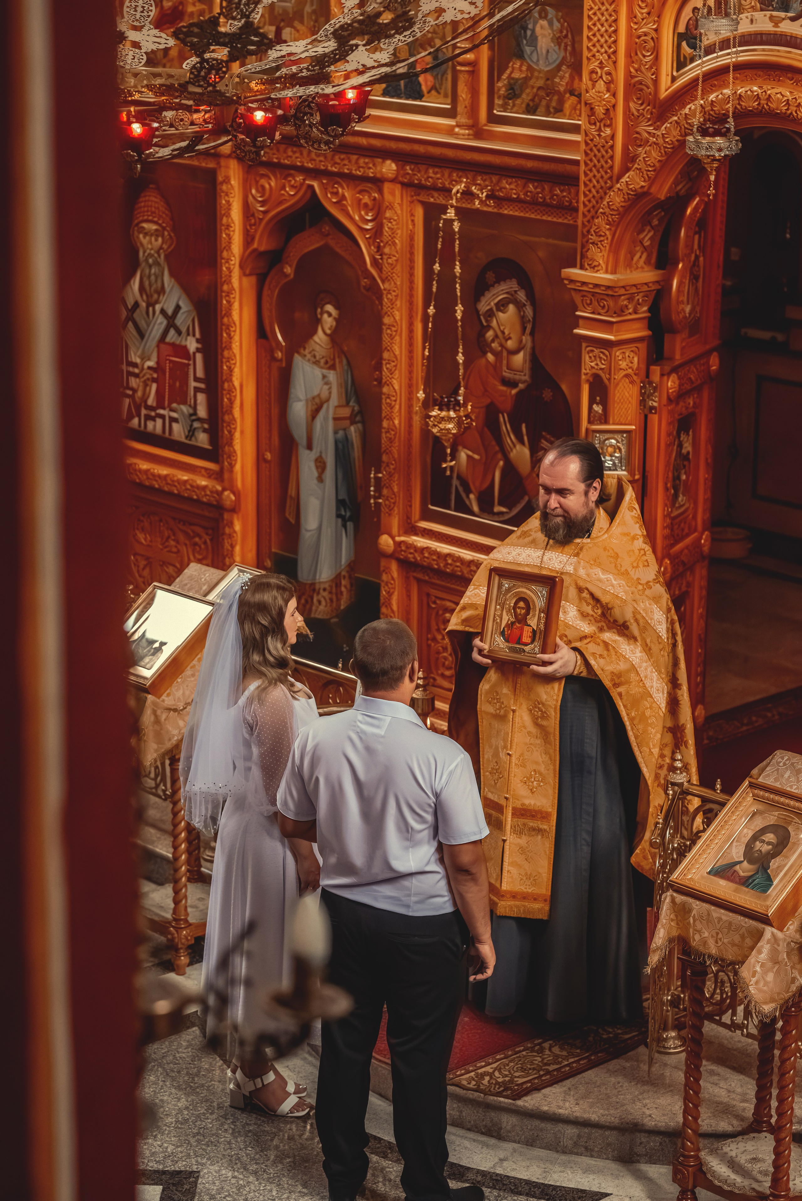 Таинство Венчания Артемия и Екатерины. Фотограф Таинств Крещения и Венчания в г. Курске
