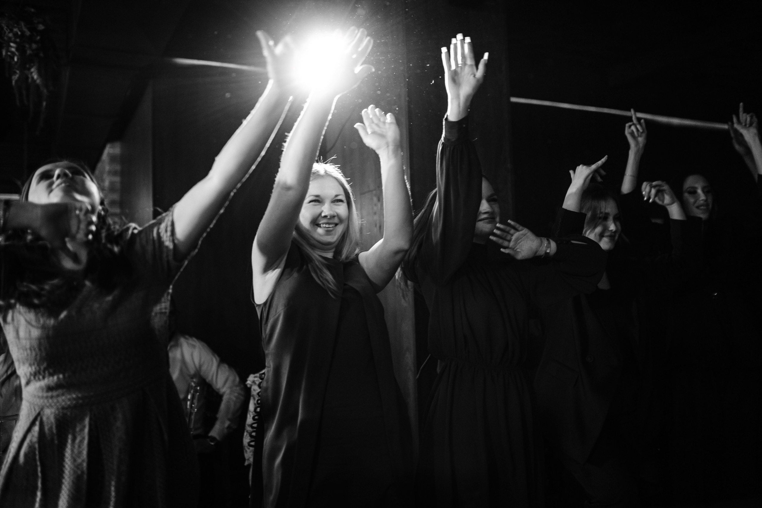 Владислава + Вадим. Роман Урумбаев фотограф Нижневартовск