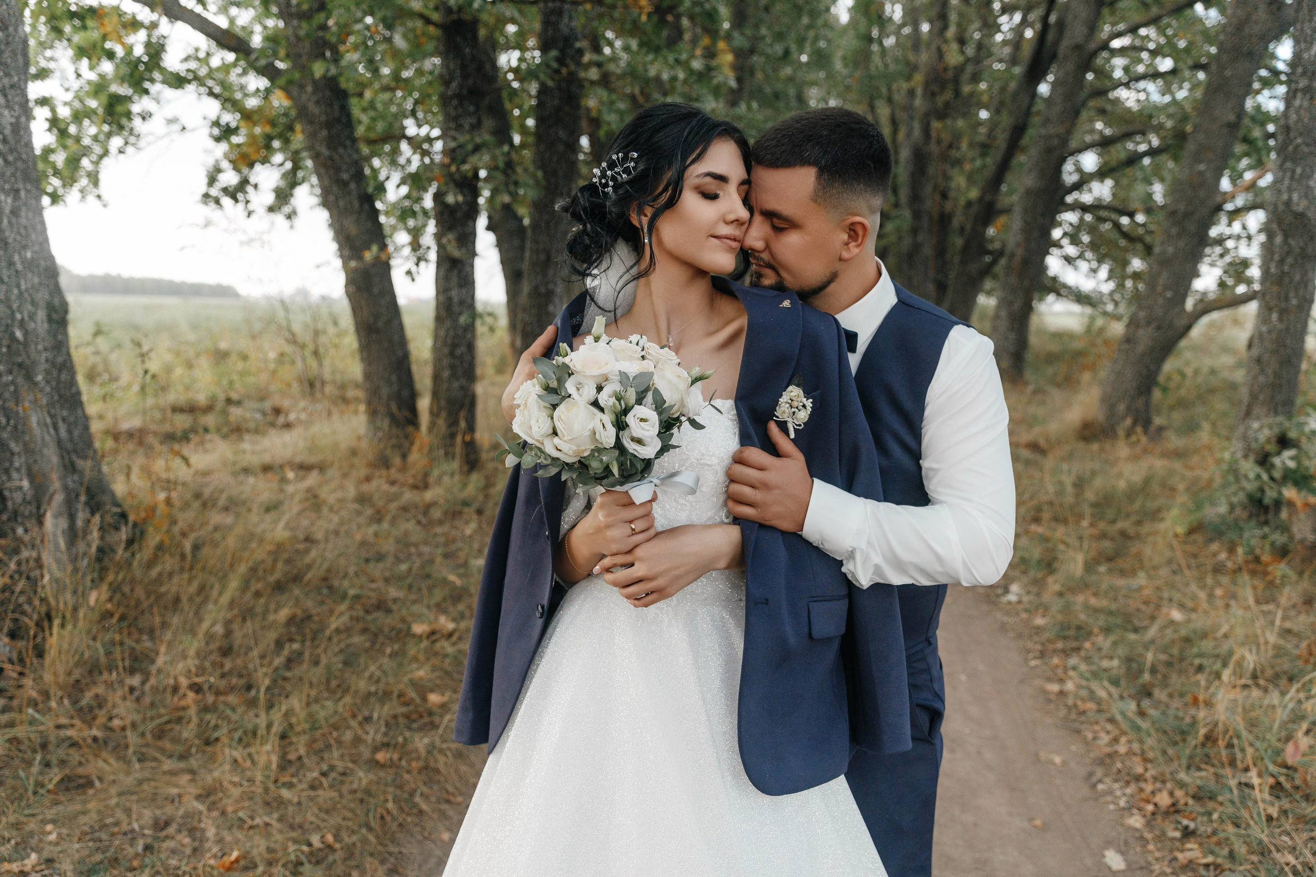 Свадьба в яхт клубе г Владимир. Свадебная серия на яхте в клубе Параллель 56 город Владимир. Свадебный фотограф во Владимире сняла свадьбу в параллель 56