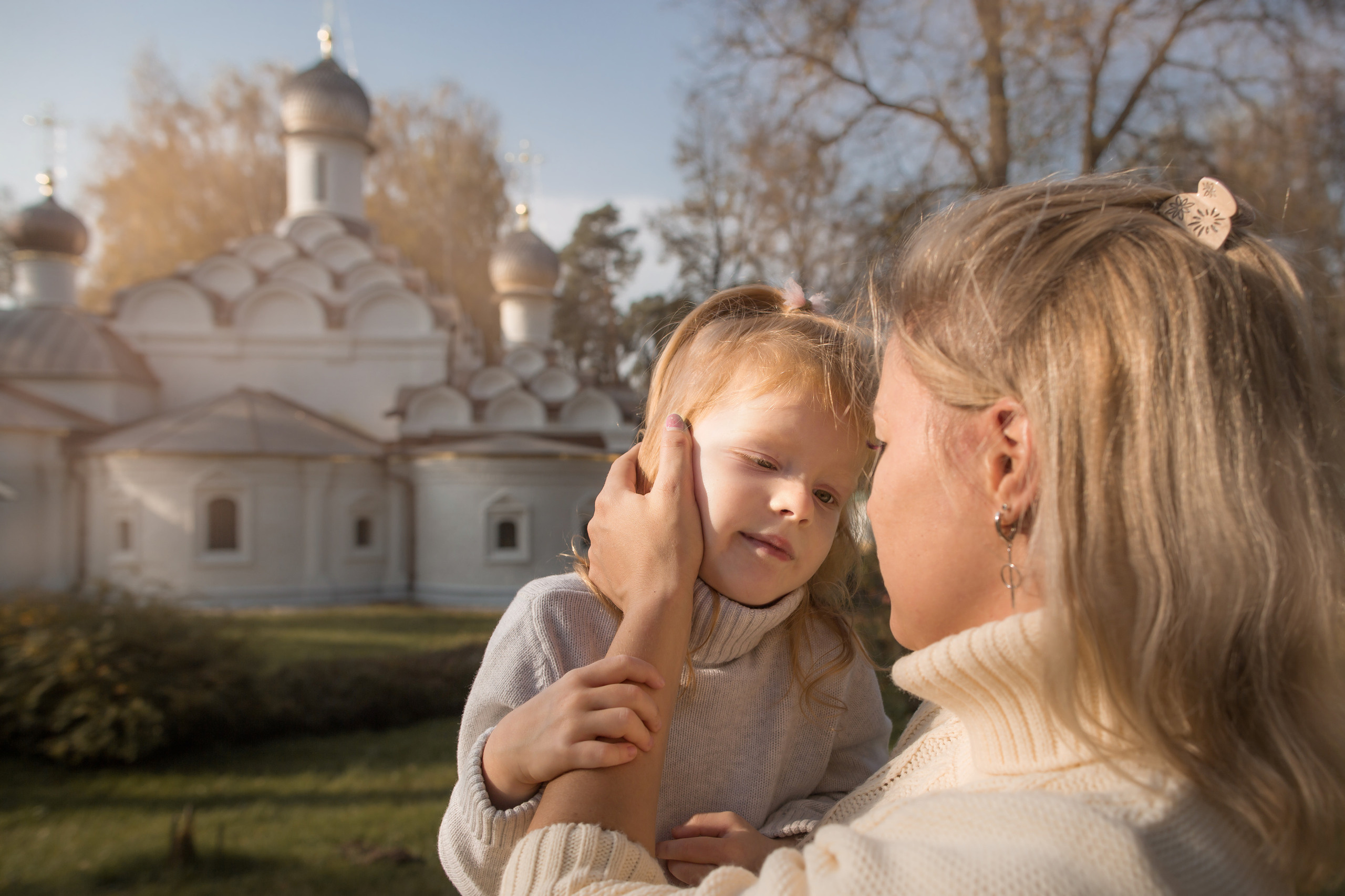 Катя и Лиза. Фотограф на крестины