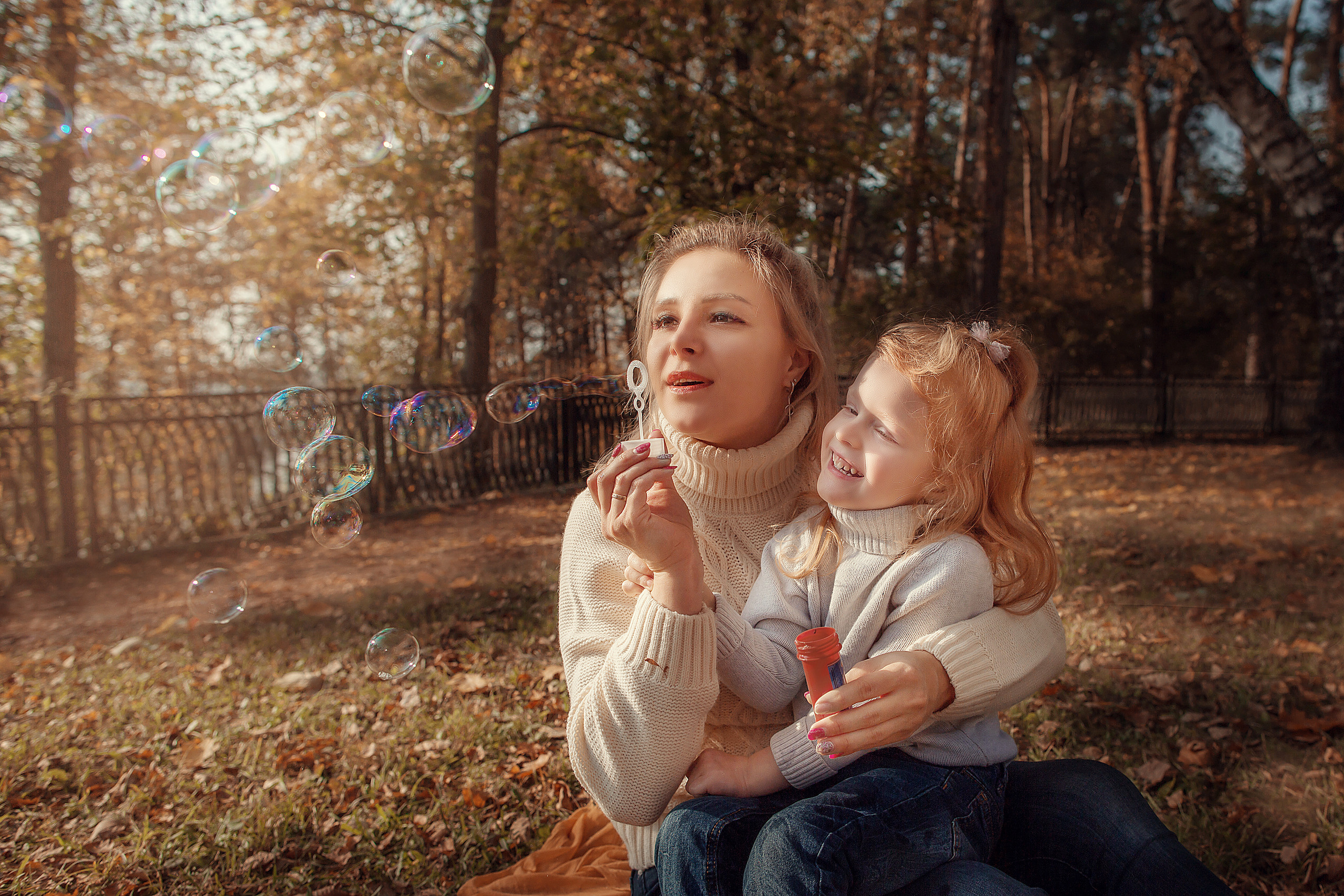 Катя и Лиза. Фотограф на крестины
