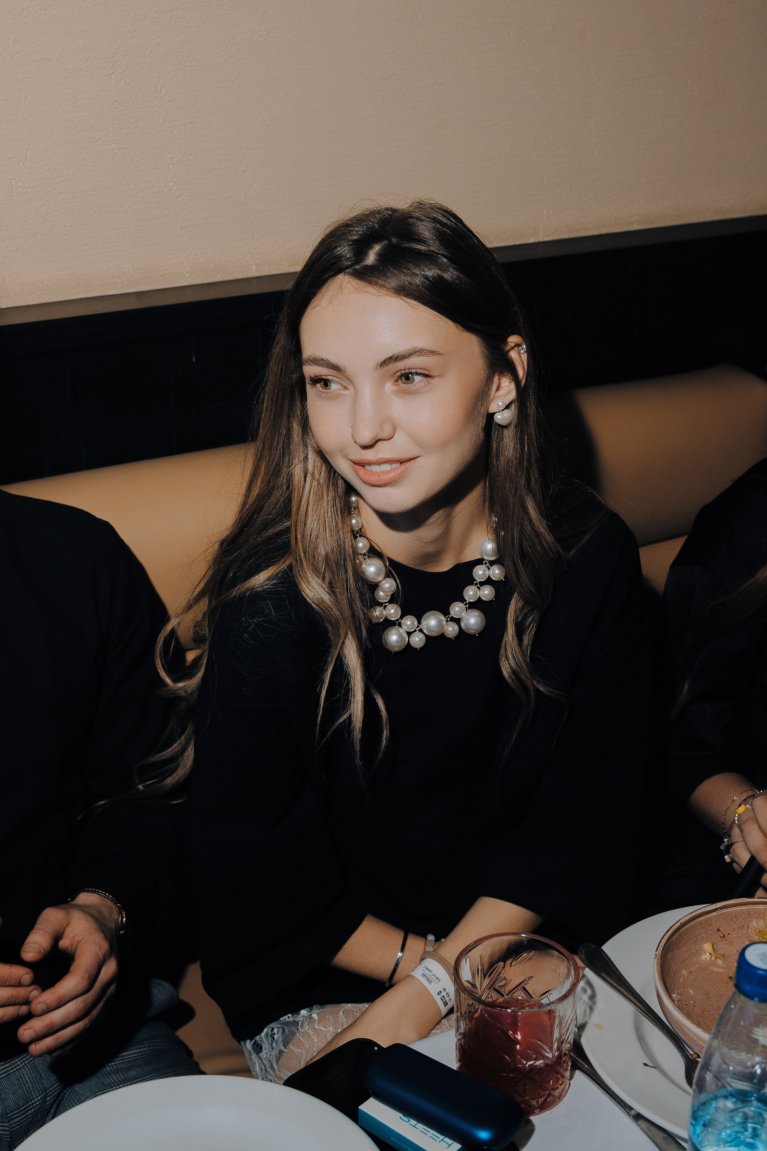 20 ЛЕТ МЕГАПОЛИС ЧЕЛЯБИНСК ХЕДЛАЙНЕР ЕЛКА. Репортажный фотограф Зуев Роман г. Челябинск