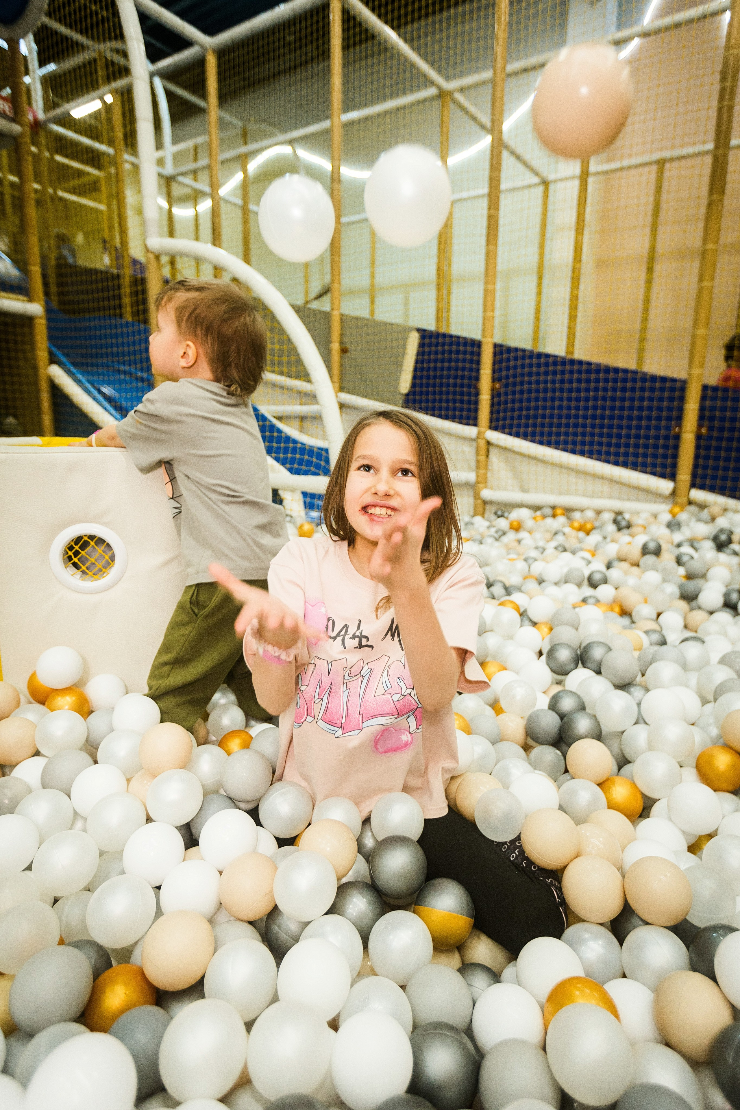 День рождения Арлекина. Детский фотограф видеограф в Хабаровске Михаил Орлов
