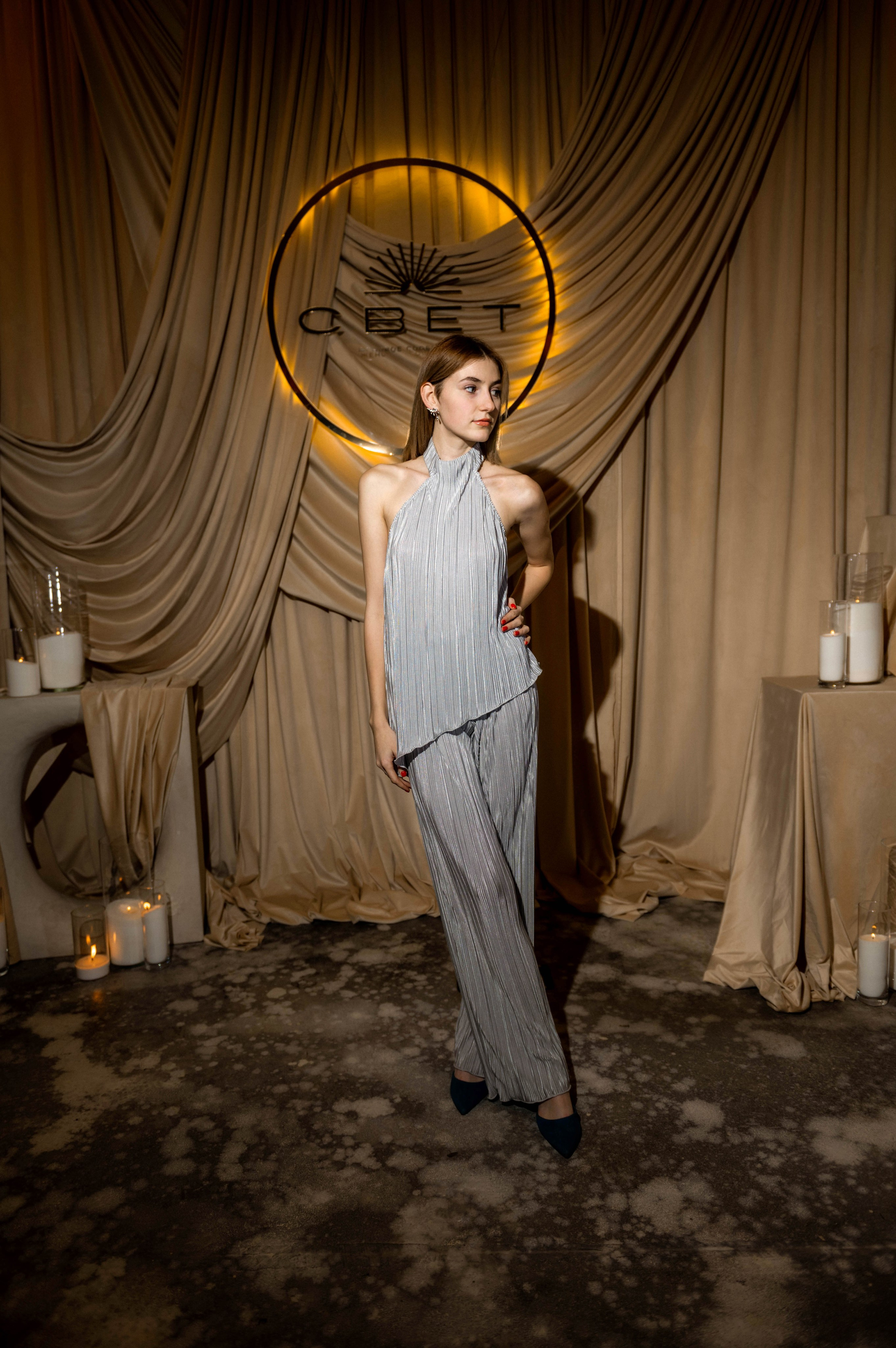 Light. Свадебный фотограф МОСКВА, КРЫМ, СМОЛЕНСК АЛЯ КОНОВАЛОВА