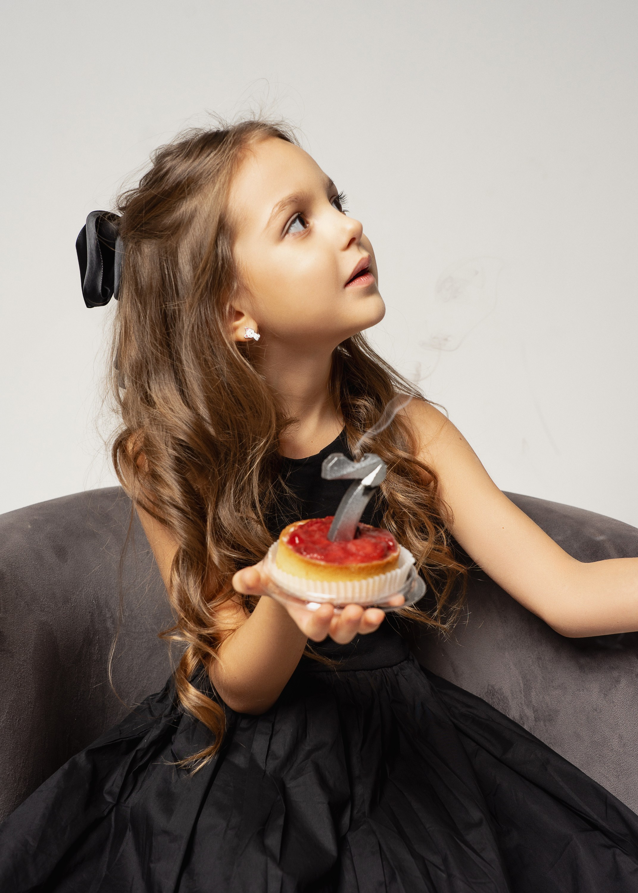 КСЮША. Женский портрет