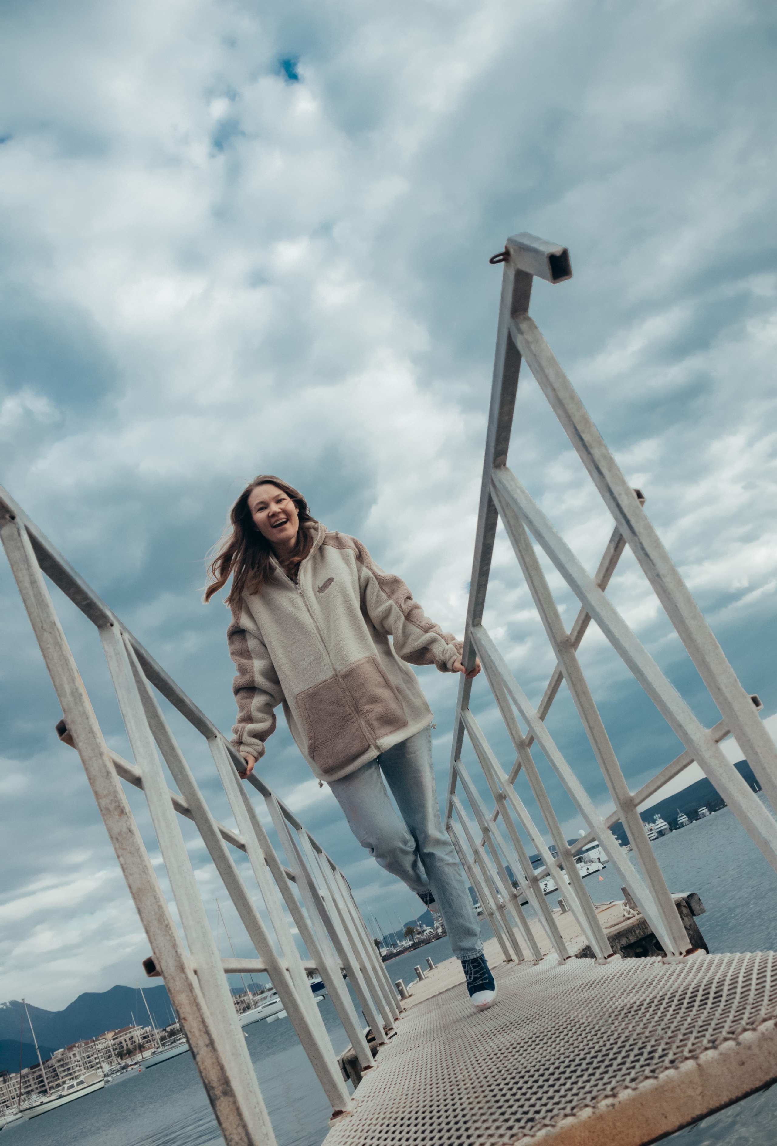 Sea breeze with Maria. Портретный фотограф в Тивате Черногория Катерина Кирсанова