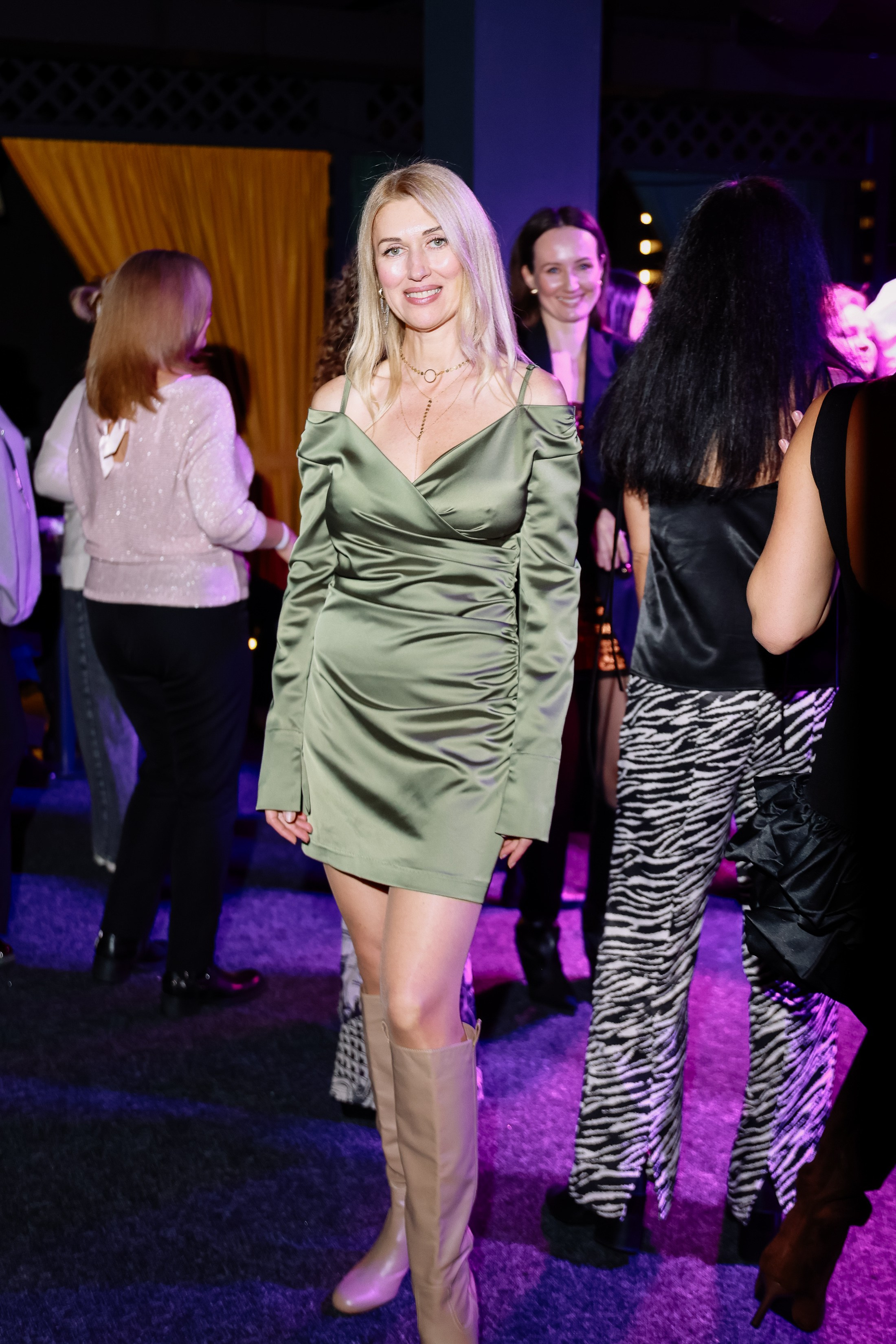 Дискотека под хиты 2000 в Истории. Фотограф Юлия Мальцева