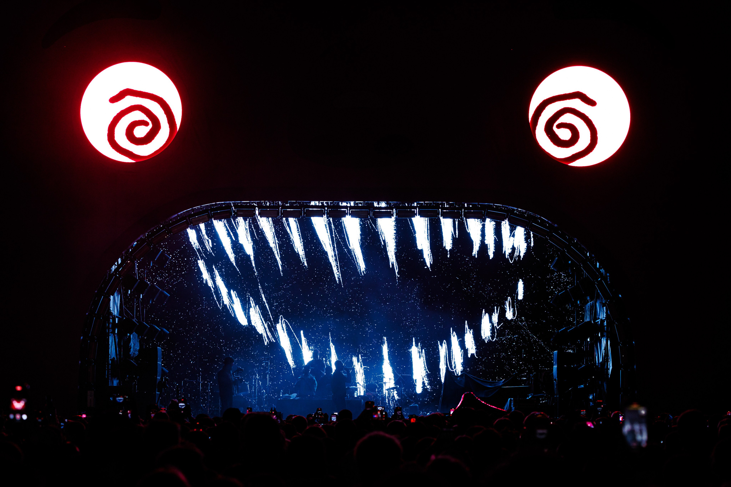 PARI FEST / 2025. OOPS TEAM