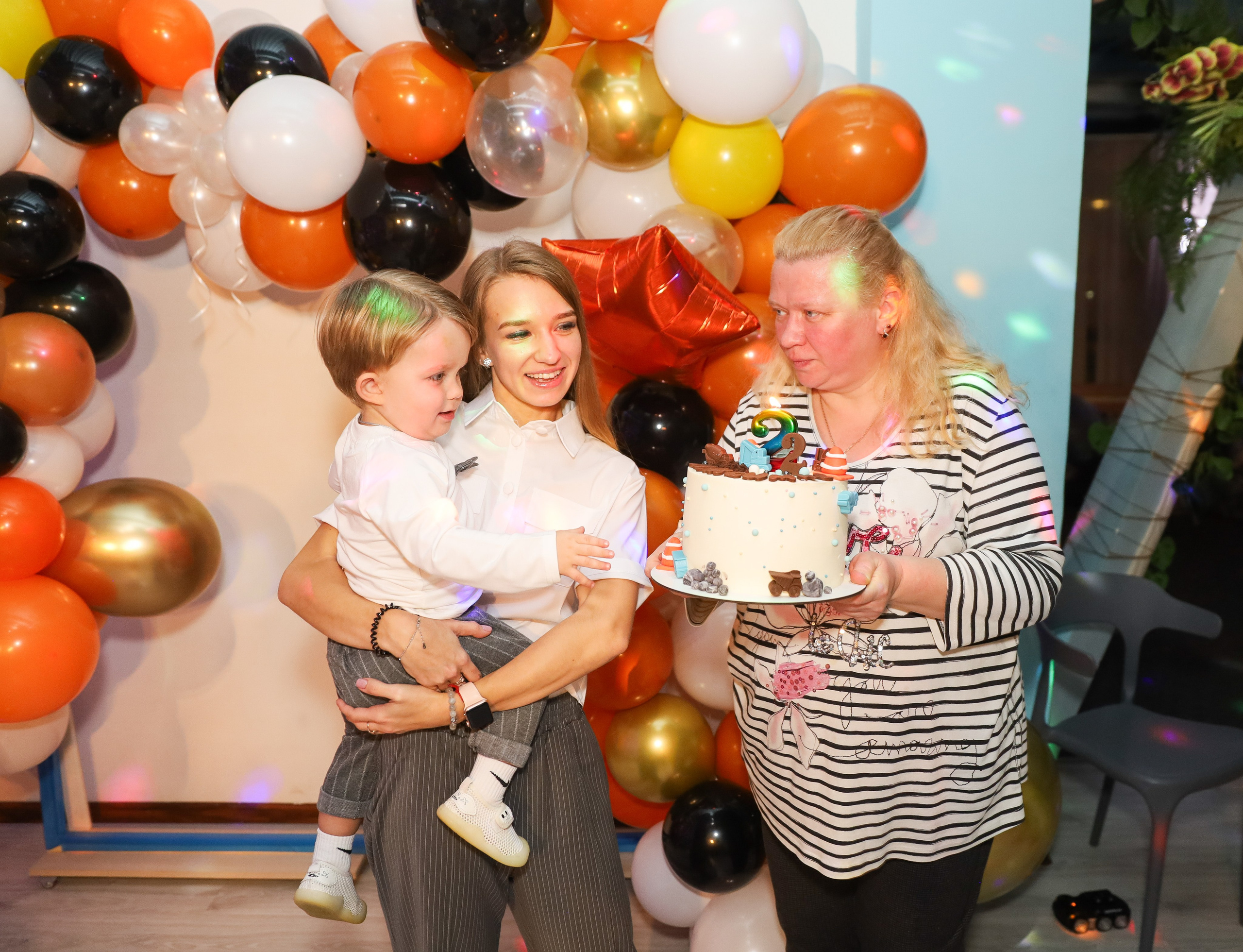 ДЕНЬ РОЖДЕНИЯ МАКСИМА 2 ГОДА. Фотограф мероприятий Ирина Каширина