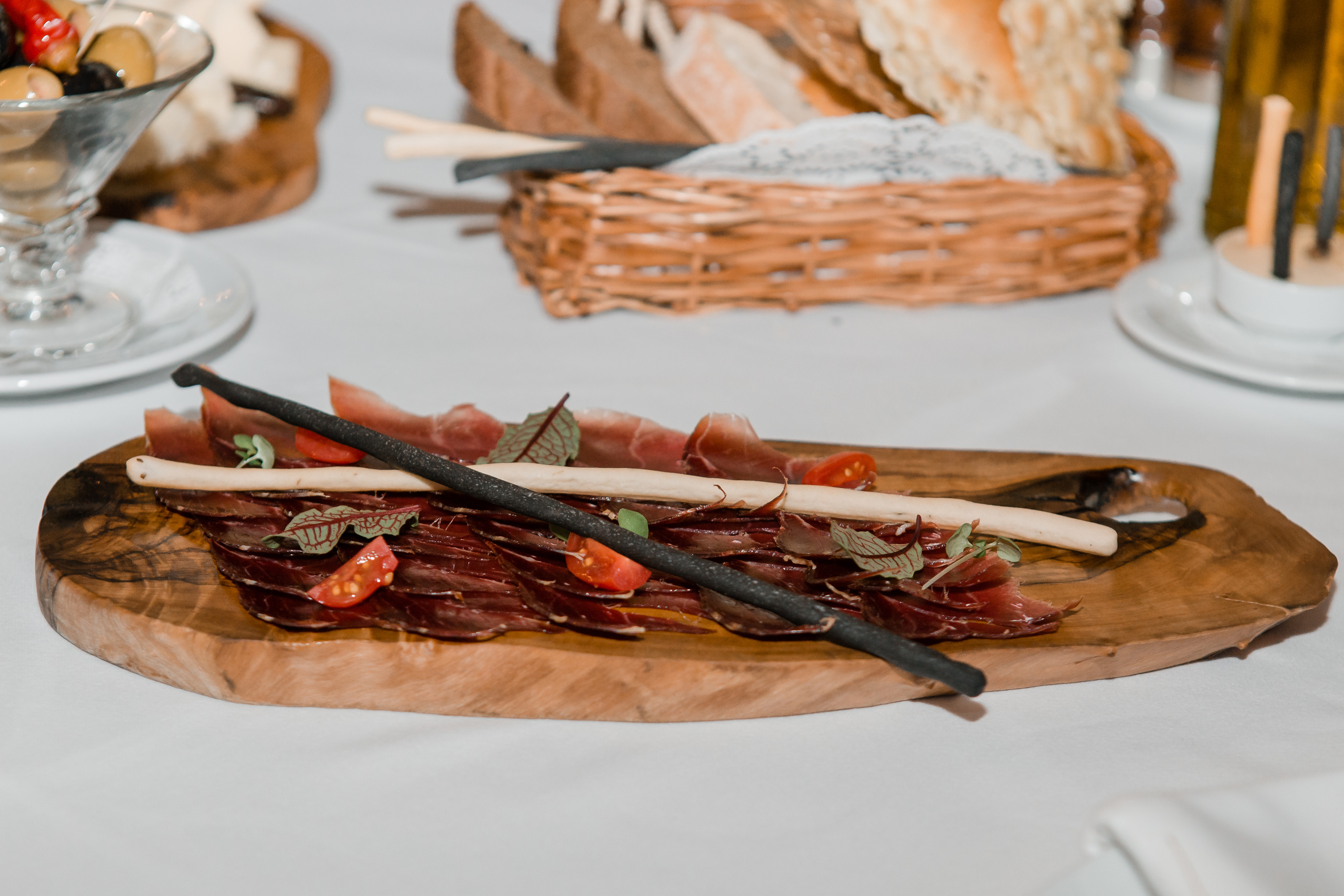 Свадьба в Барвихе. Фотосессия в Барвихе. Загс в Барвихе. Подать заявление в Барвихе. Московский областной загс барвиха. Барвиха village загс