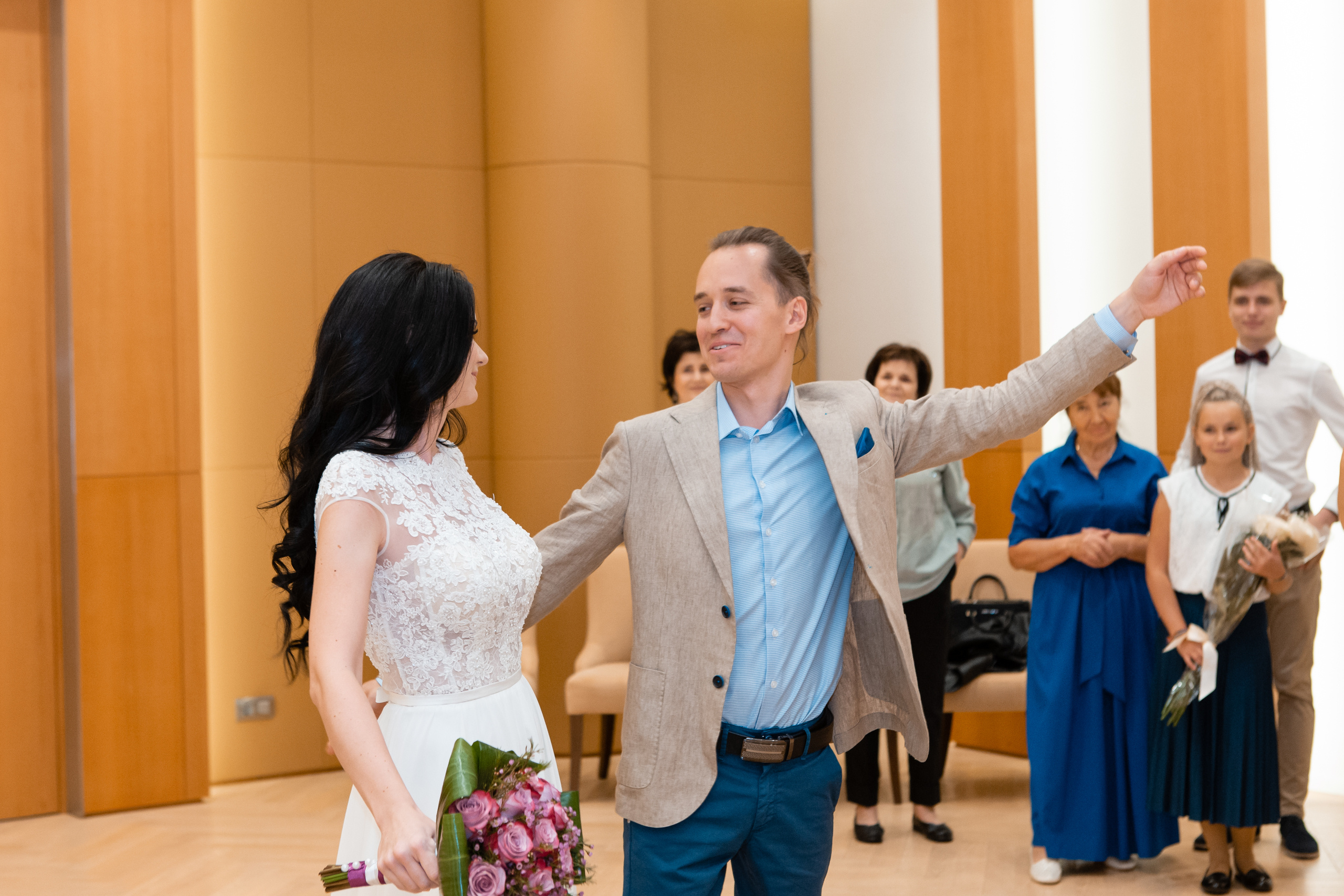 Свадьба в Барвихе. Фото из Барвихи. Загс в Барвихе. Подать заявление в Барвихе. Московский областной загс барвиха. Барвиха village загс