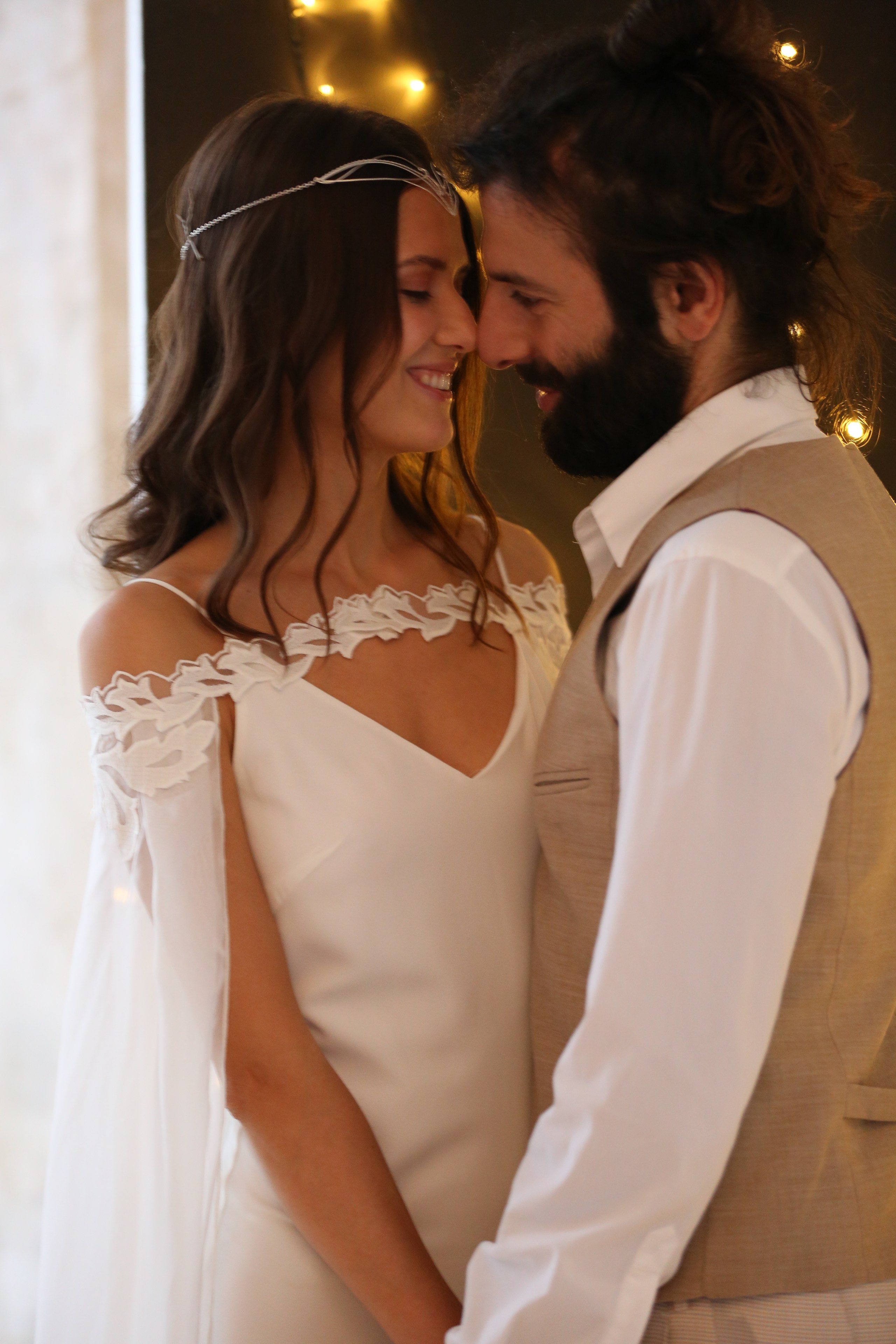 Свадьбы. Фотосессия в студии в Москве от профессионального фотографа услуги по доступным ценам