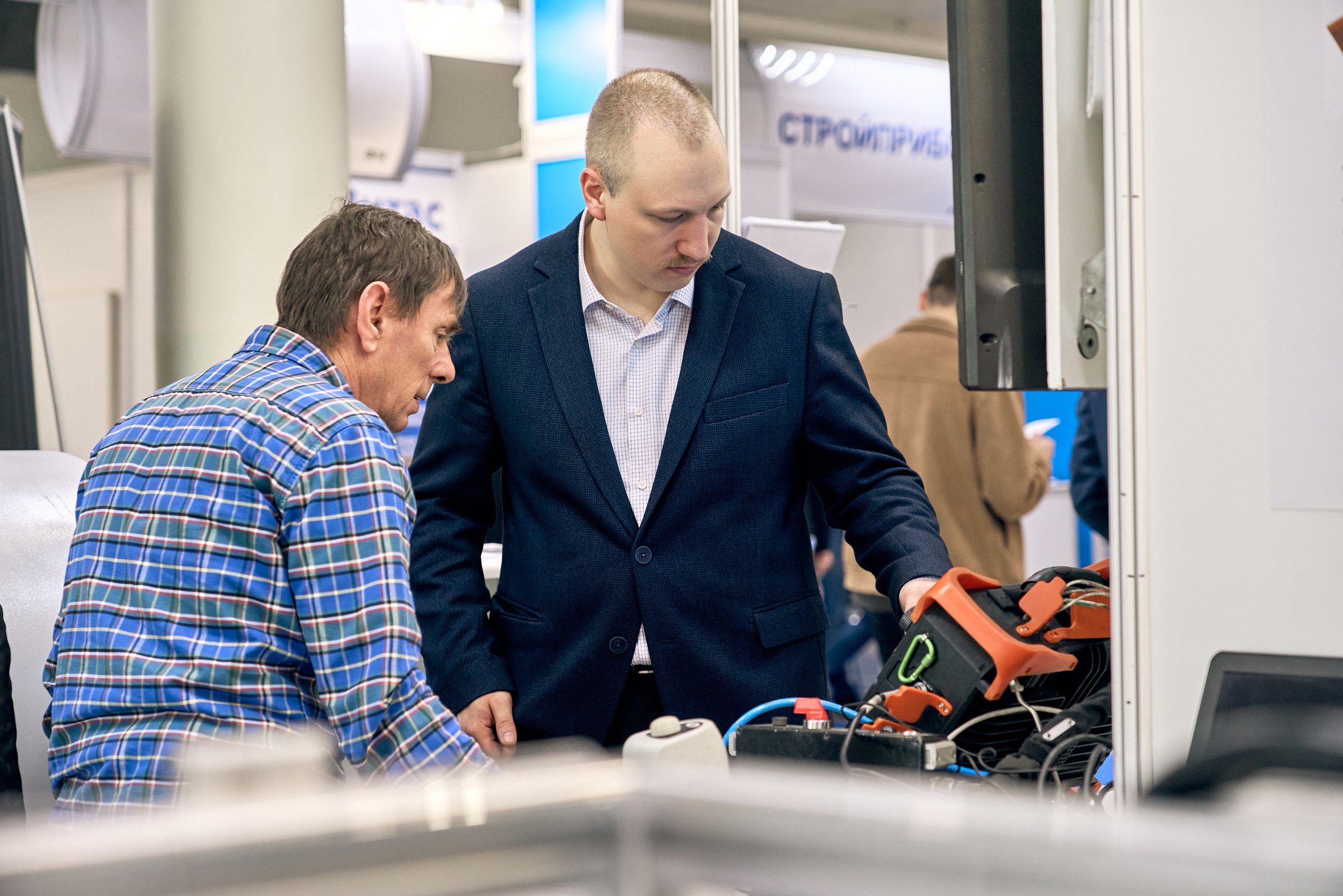 Конференция NDT в Экспоцентре 2025. Контент-фотограф в Москве Тима Забабурин