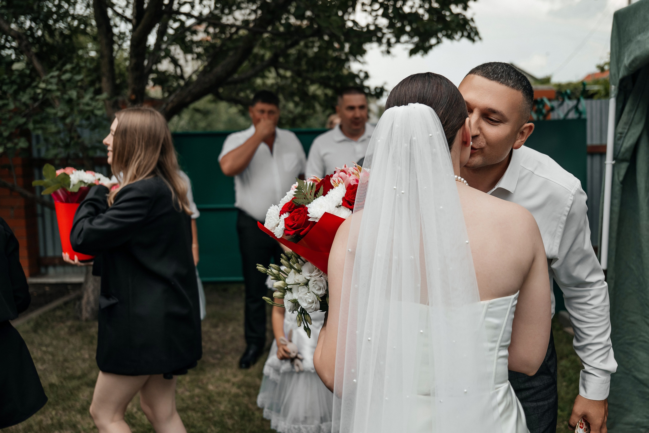 «Свадьба Даши и Артема». Школьный фотограф в Валуйках. Фотосессии для выпускников и изготовление выпускных альбомов в городе Валуйки и в Белгородской области