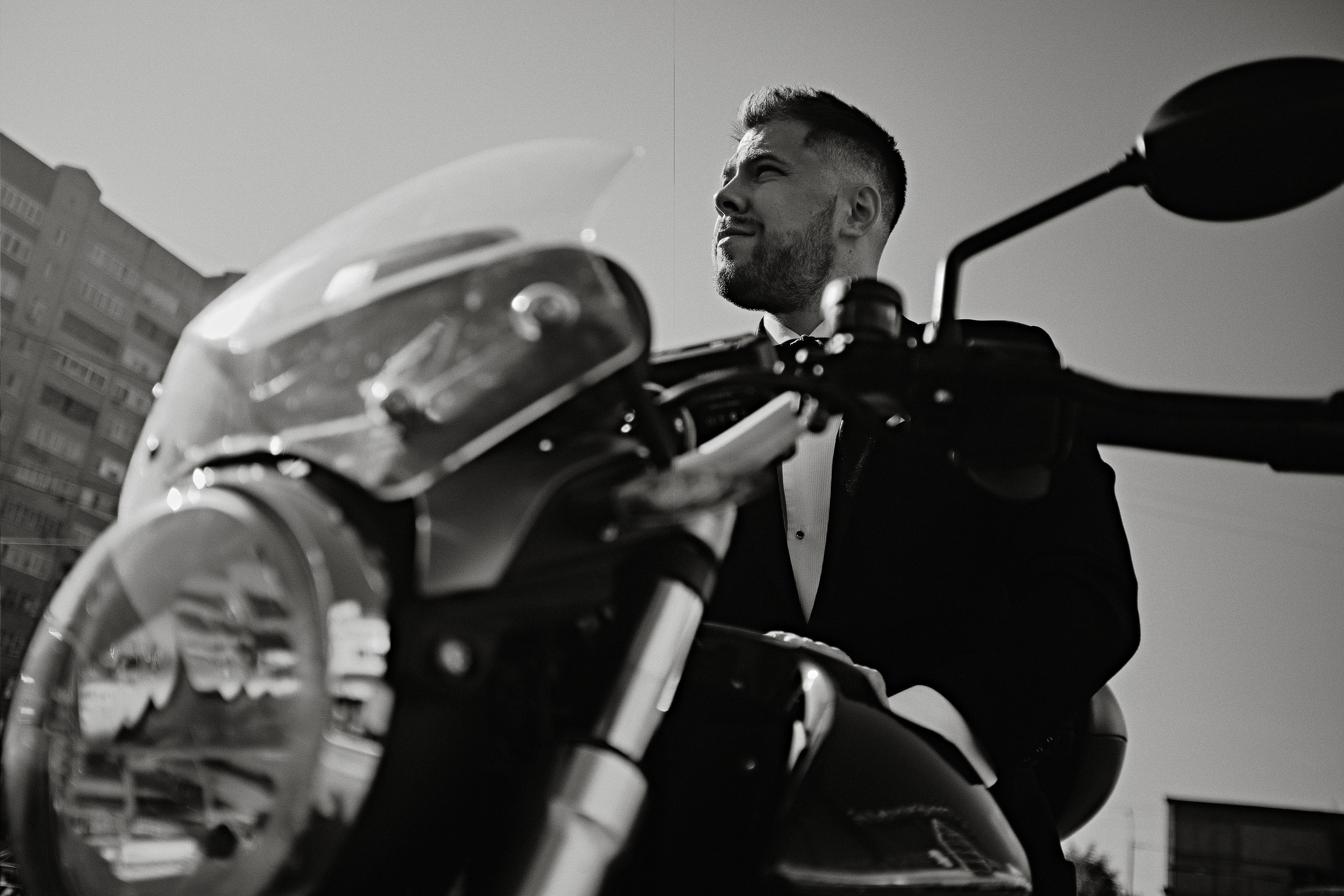 Сборы жениха. Снимаю всё, кроме похорон