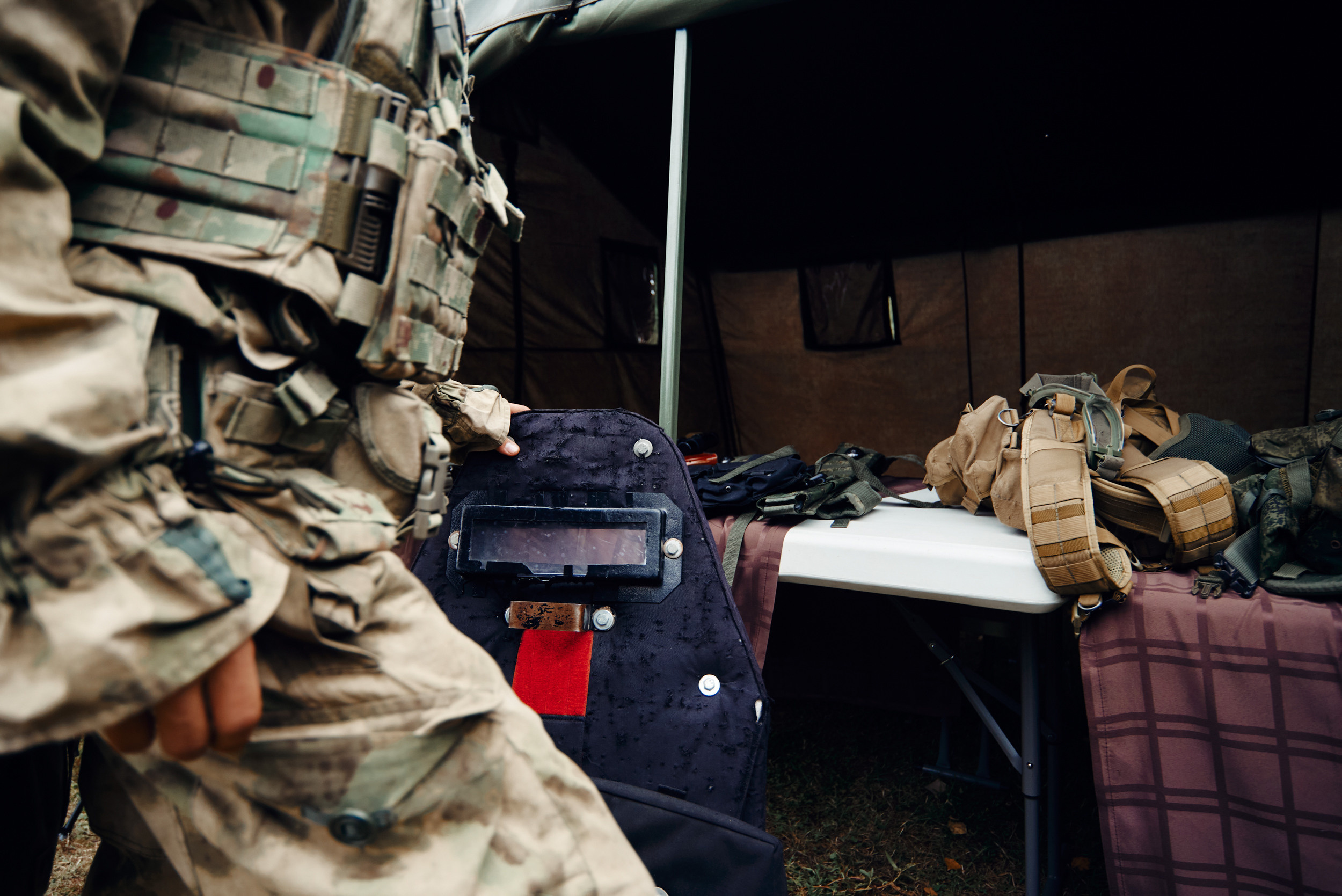 Аванпост. Снимаю всё, кроме похорон