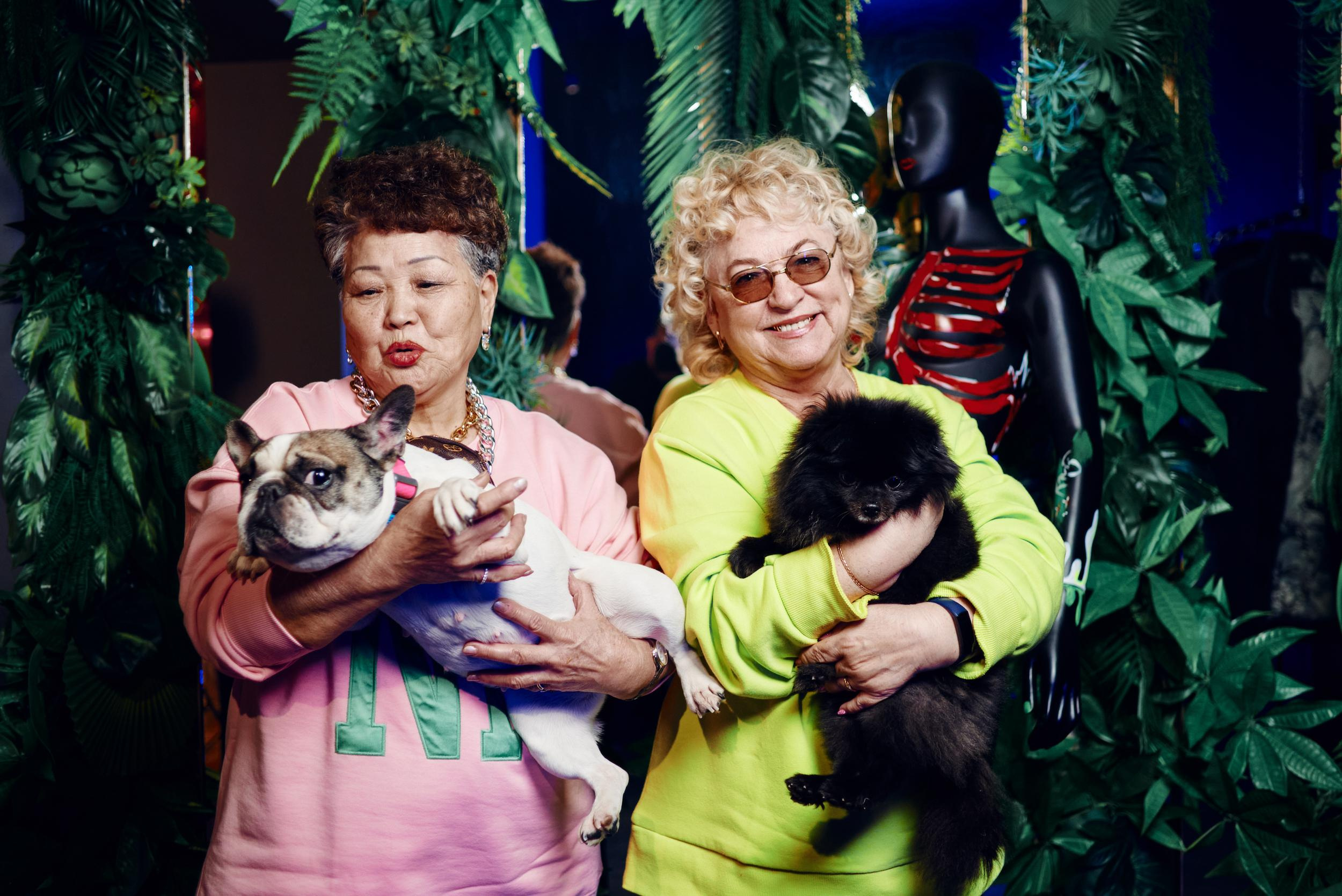 SMM Encore Lounge bar. Снимаю всё, кроме похорон