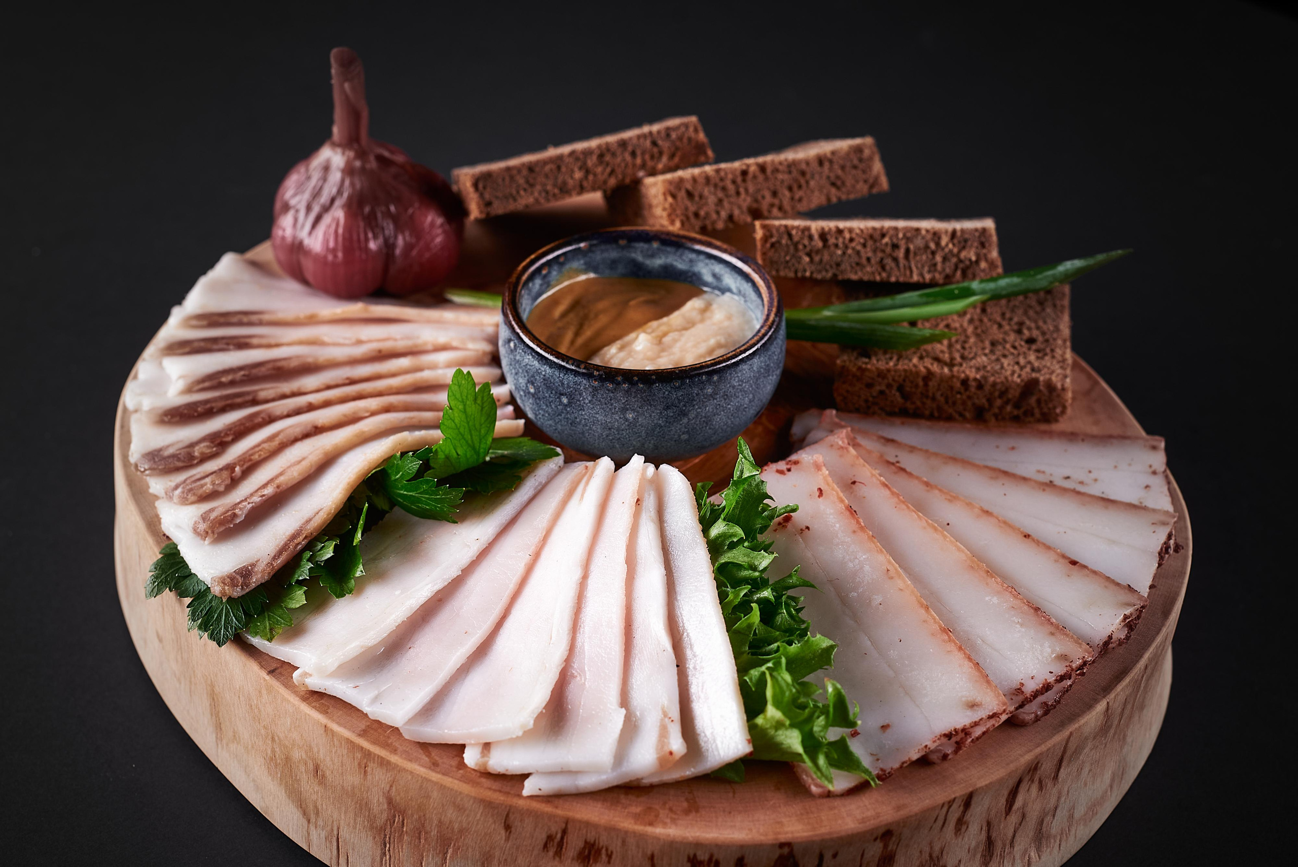 1. Снимаю всё, кроме похорон