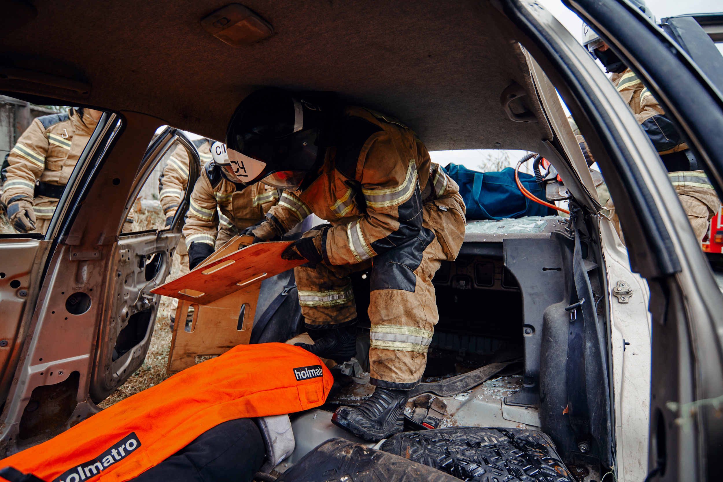 Аванпост. Снимаю всё, кроме похорон