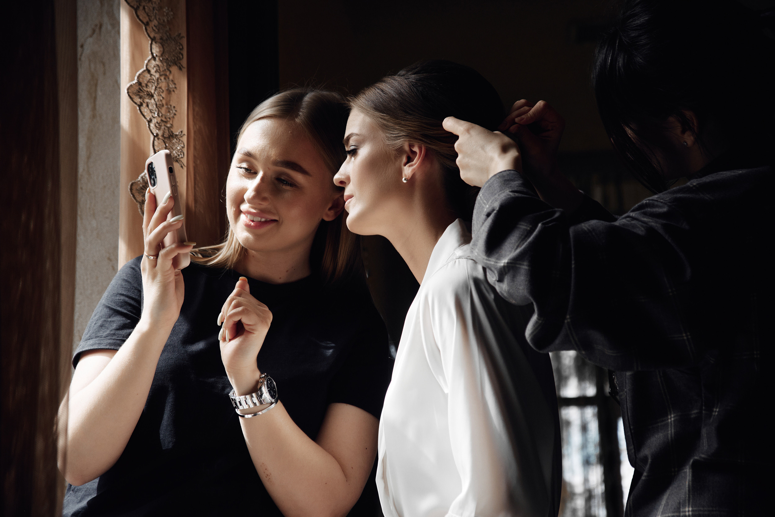 Иван и Виктория. Снимаю всё, кроме похорон