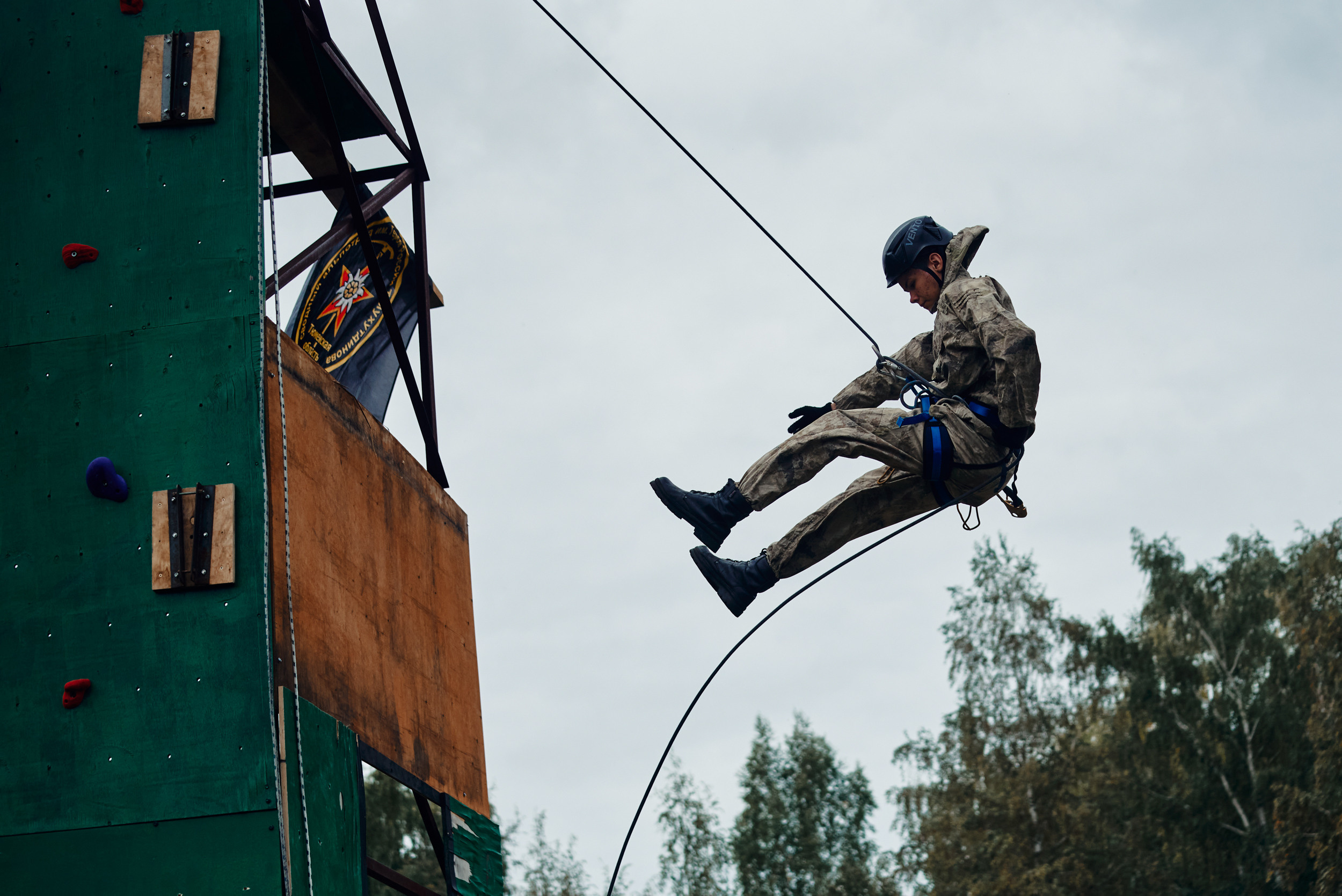 Аванпост. Снимаю всё, кроме похорон