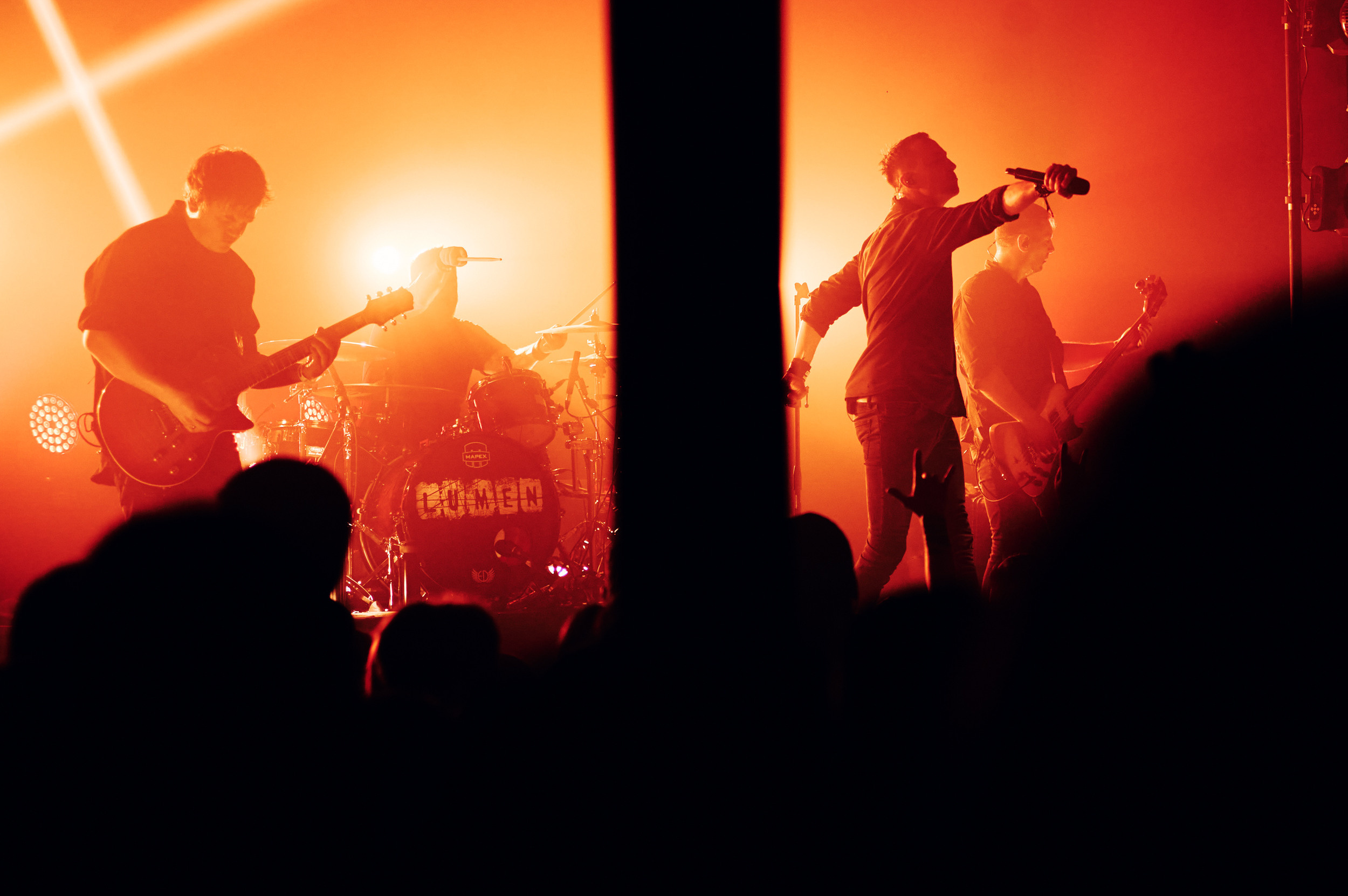 Lumen. Снимаю всё, кроме похорон