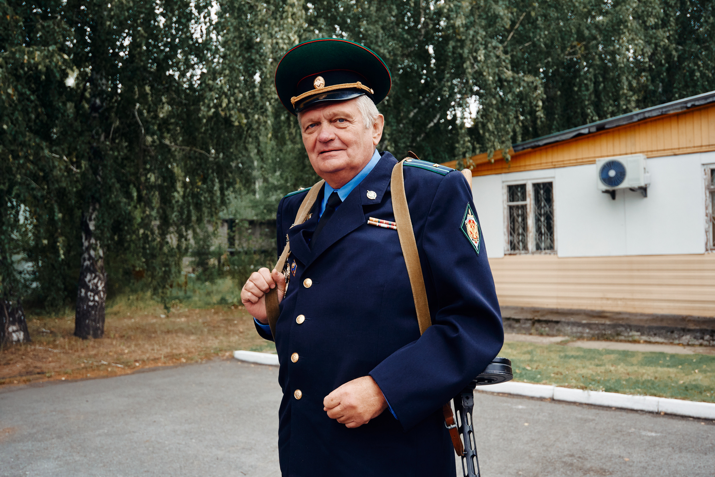 Аванпост. Снимаю всё, кроме похорон