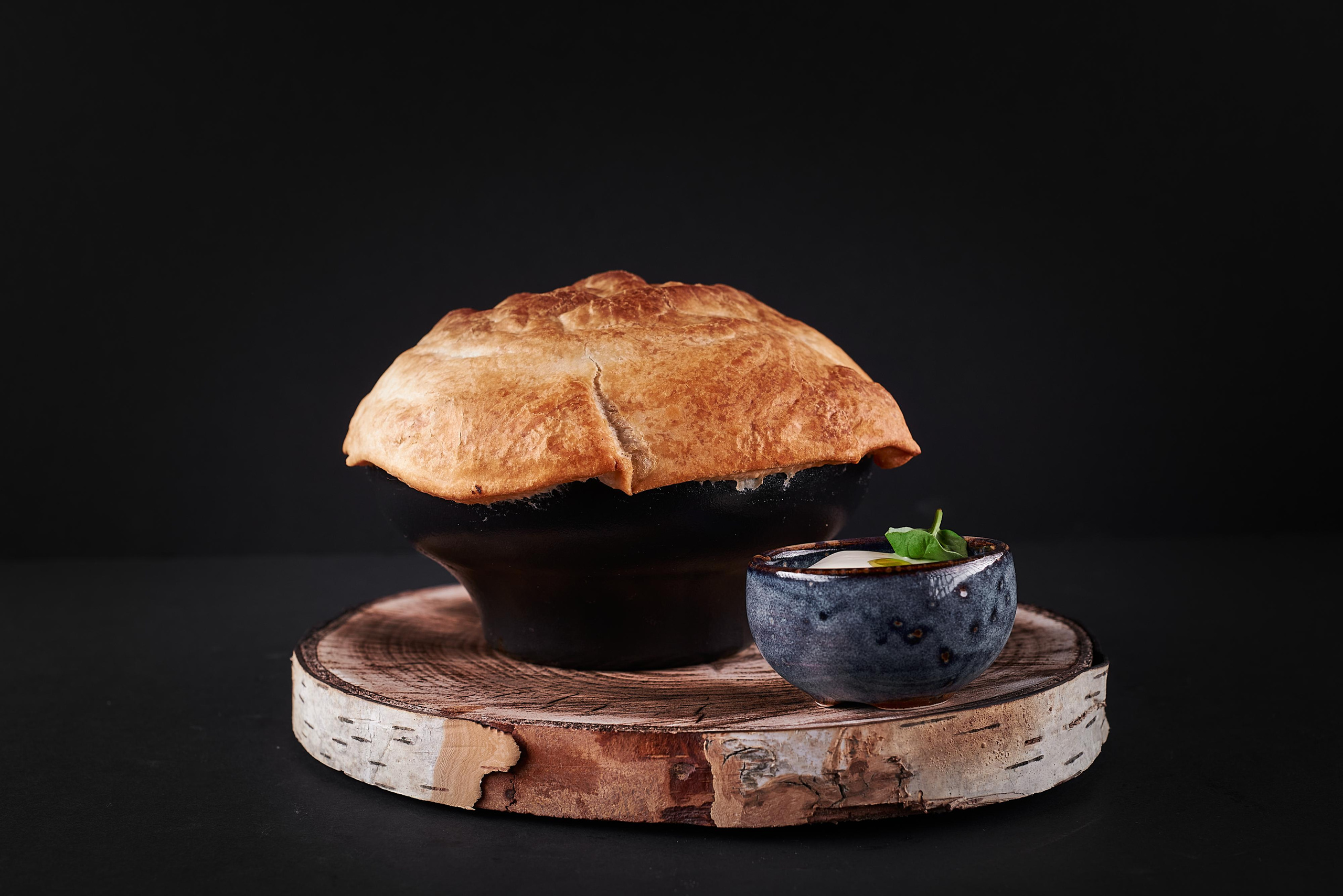 1. Снимаю всё, кроме похорон